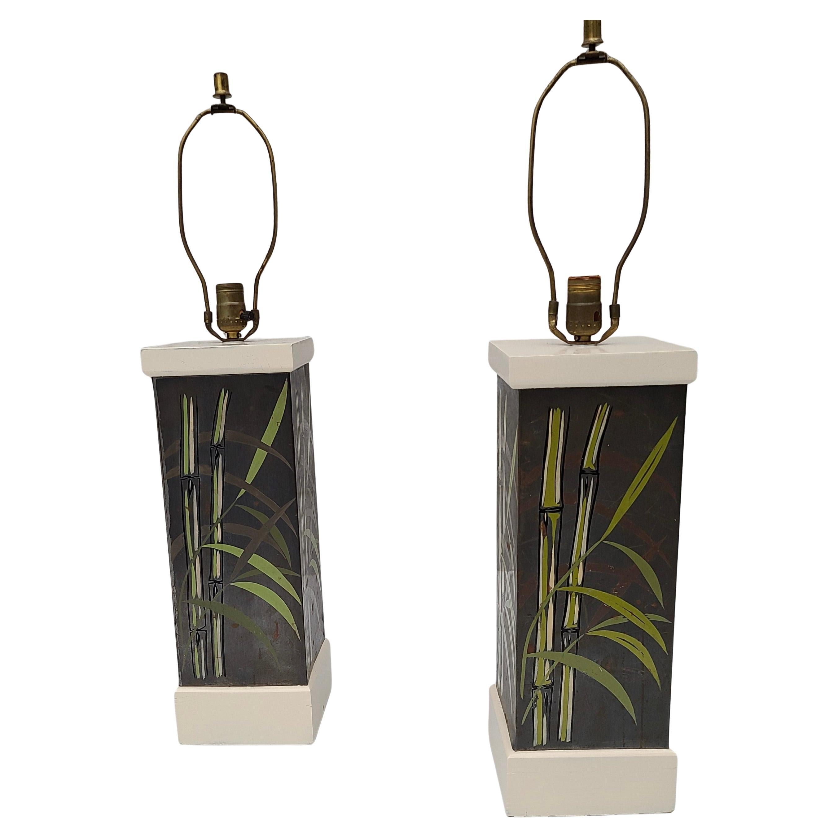 Paire de lampes de table peintes à la main dans le style de Paul Frankl en vente 4