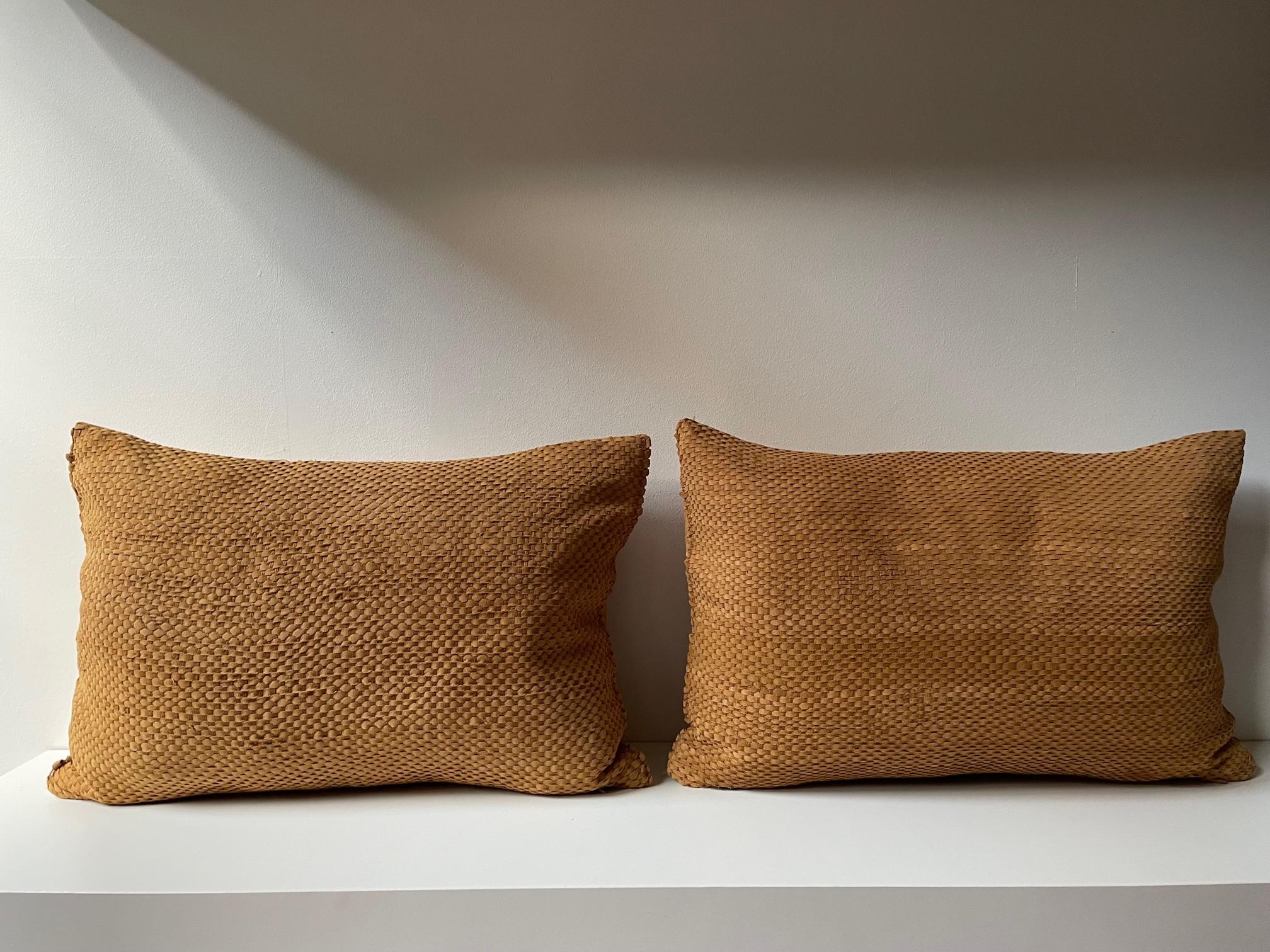 Modern Pair Hand Woven Suede Cushions Colour Ginger Oblong Shape  For Sale