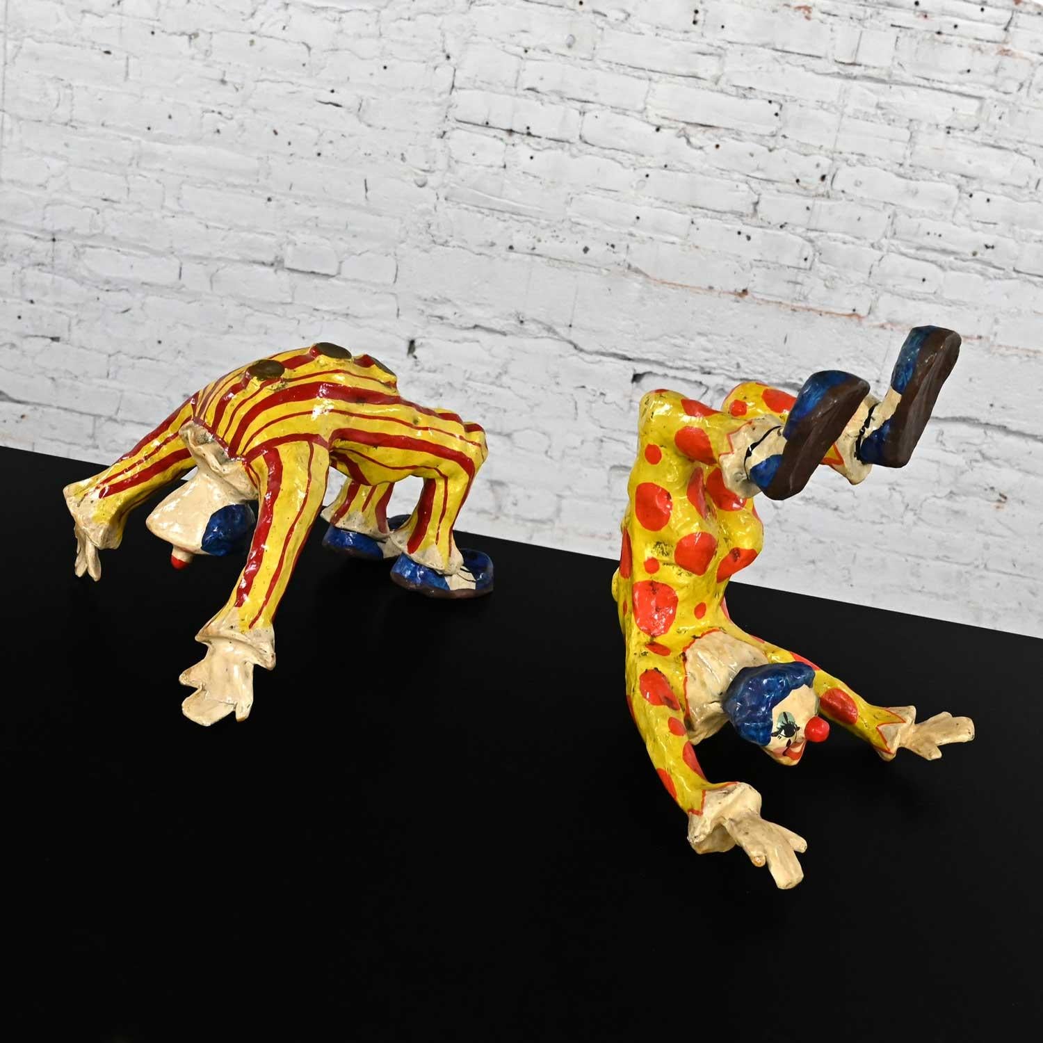 Pair Handmade Painted Acrobatic Papier Mache Clowns Mexico Attr Jeanne Valentine For Sale 3