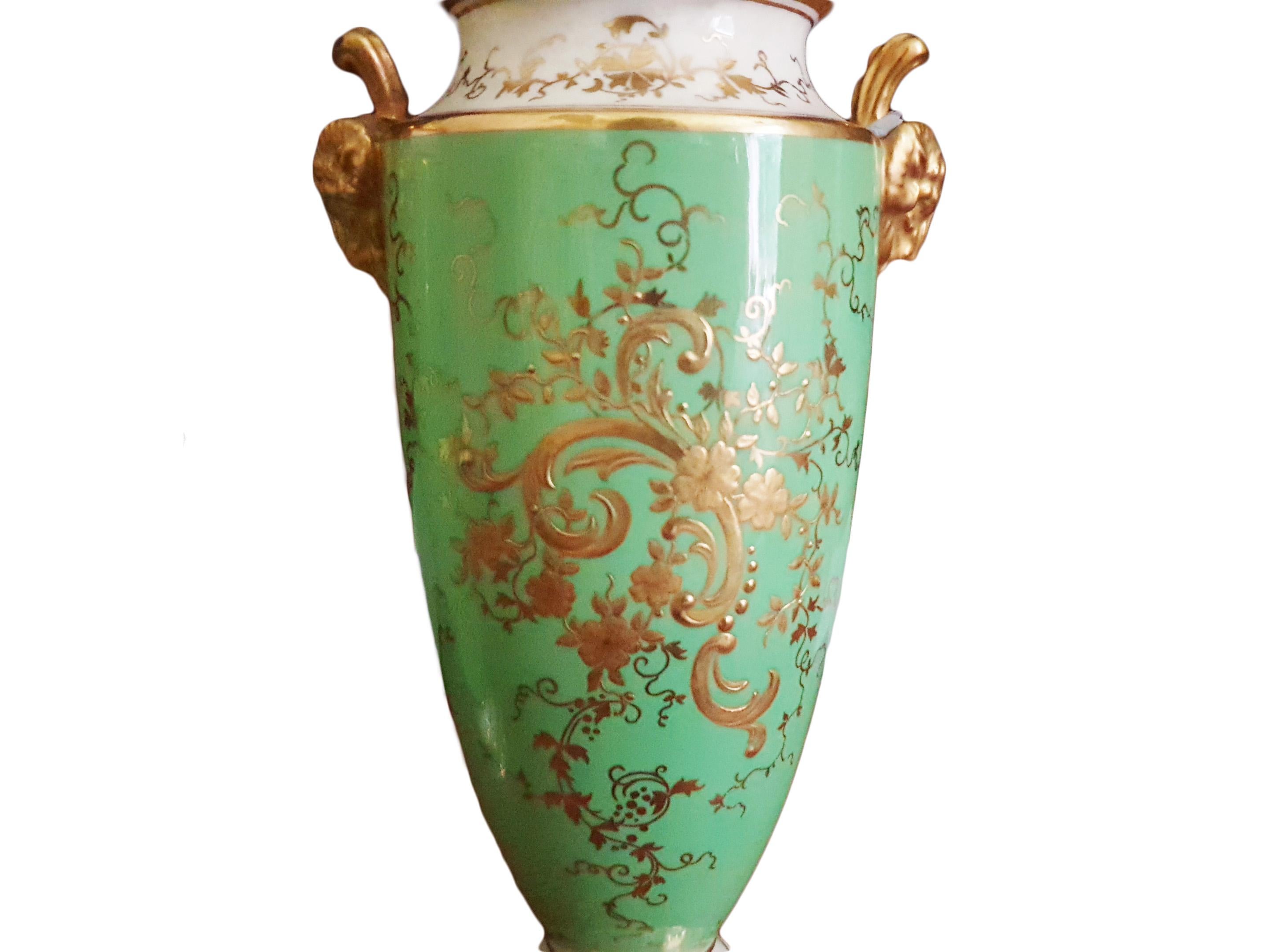 Pair Handpainted Coalport Vases Signed by Frederick H. Chivers In Good Condition For Sale In London, GB
