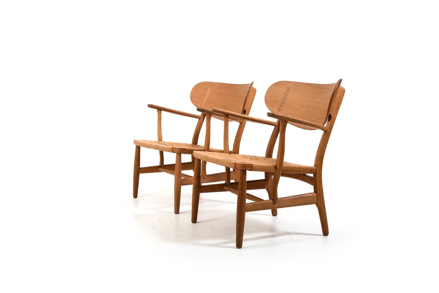 Paar Hans Wegner CH-22 für Carl Hansen & Søn Dänemark 1950er Jahre im Angebot 2