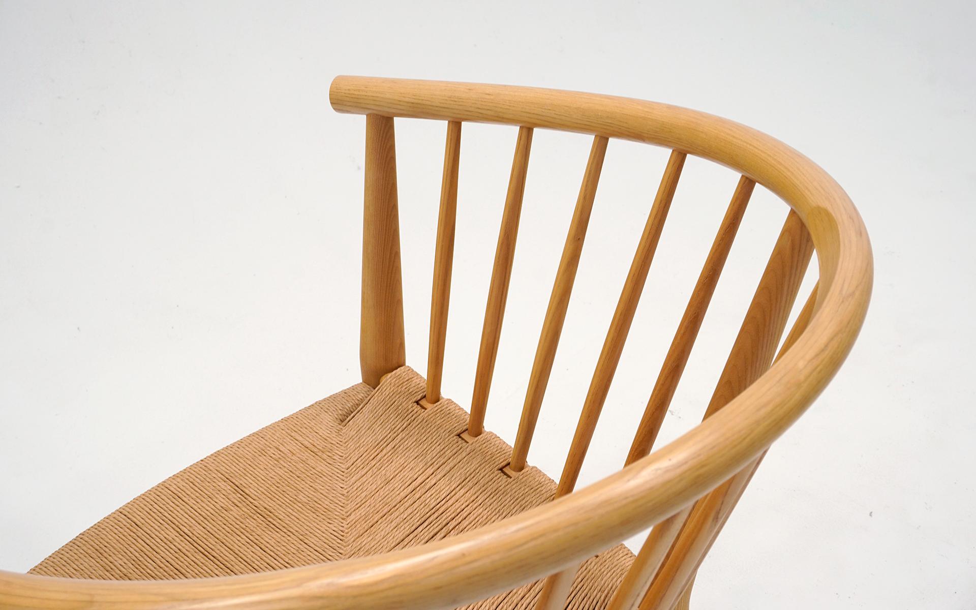 Late 20th Century Pair Hans Wegner pp112 British Chair, 1978.  Excellent Condition.  Signed. For Sale