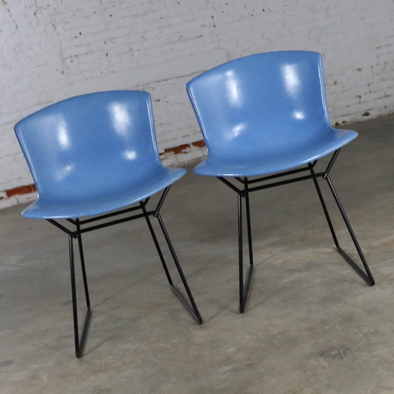 American Pair of Harry Bertoia for Knoll Blue Fiberglass Side Chairs Black Wire Base