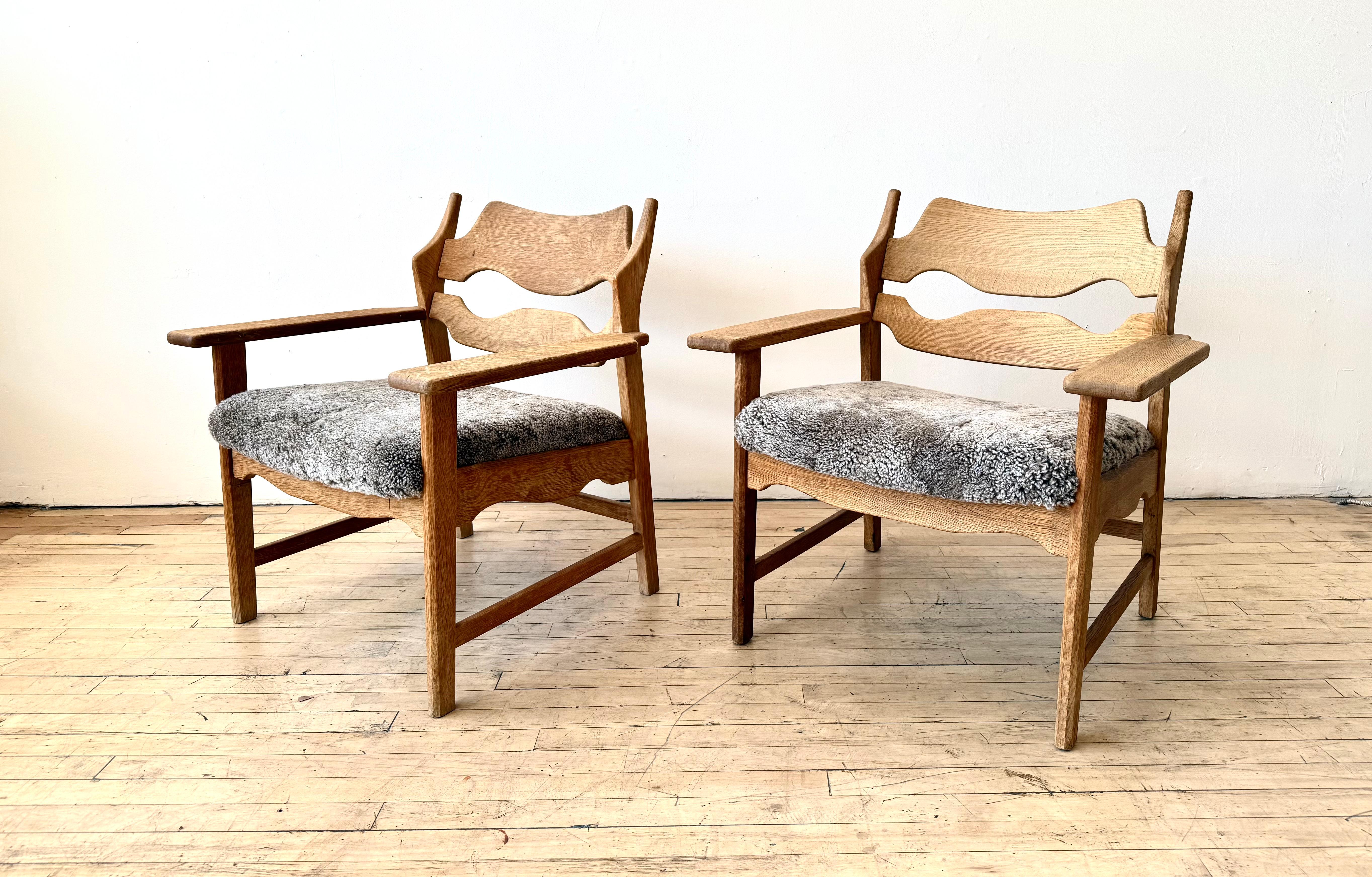 20th Century Pair Henning Kjaernulf lounge chairs For Sale