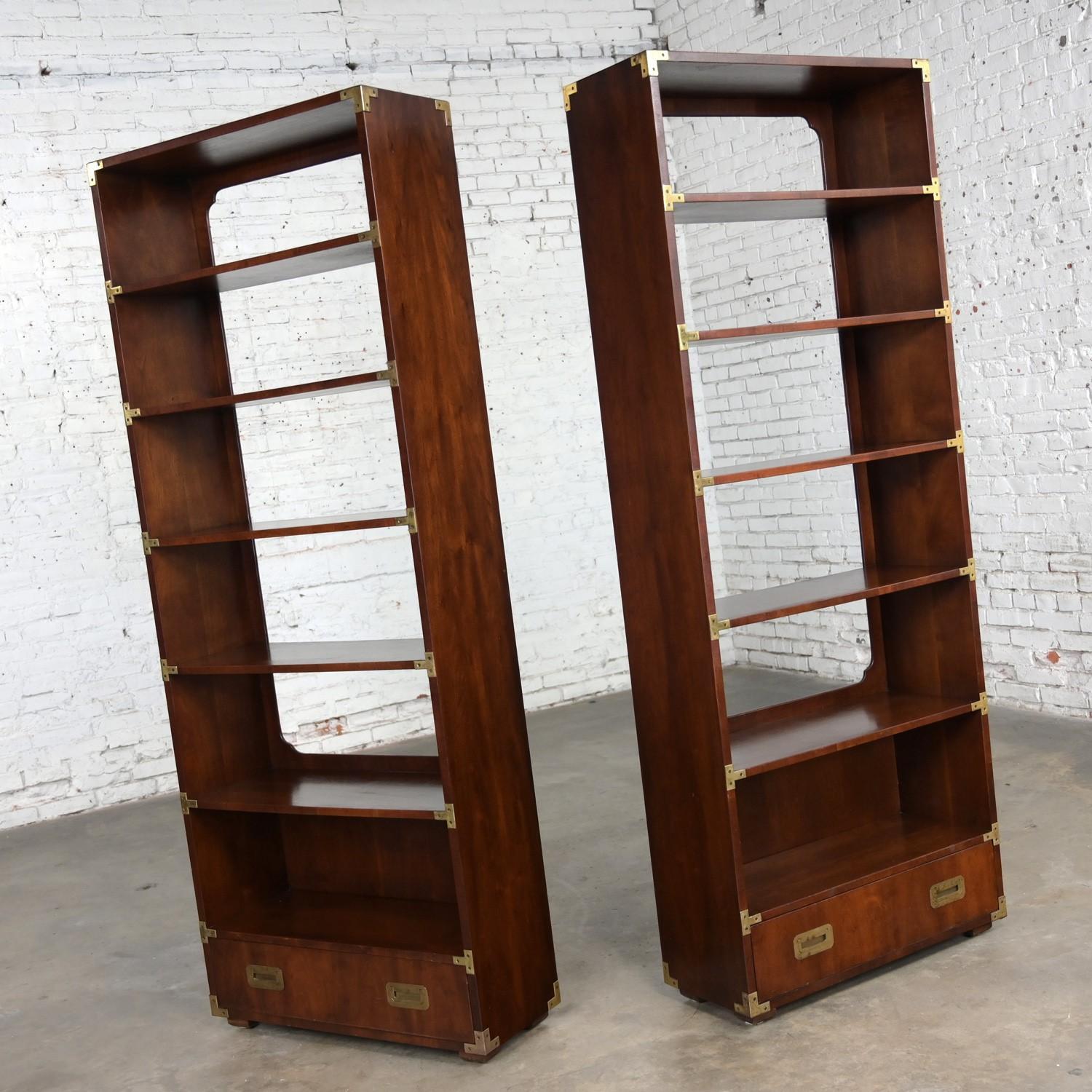 Pair Henredon Campaign Style Walnut Bookcases Display Cases or Shelves Brass Det For Sale 1