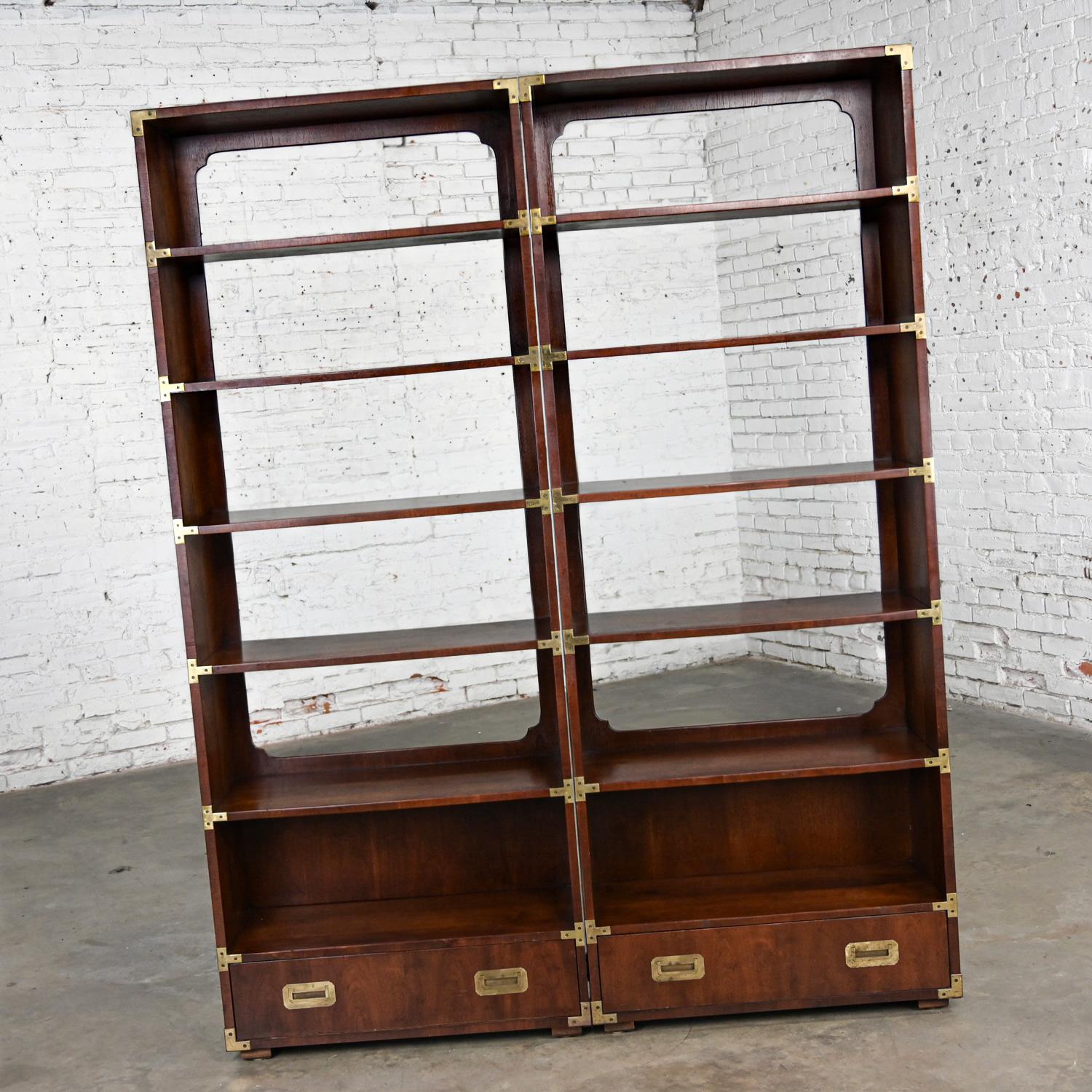 Pair Henredon Campaign Style Walnut Bookcases Display Cases or Shelves Brass Det For Sale 3