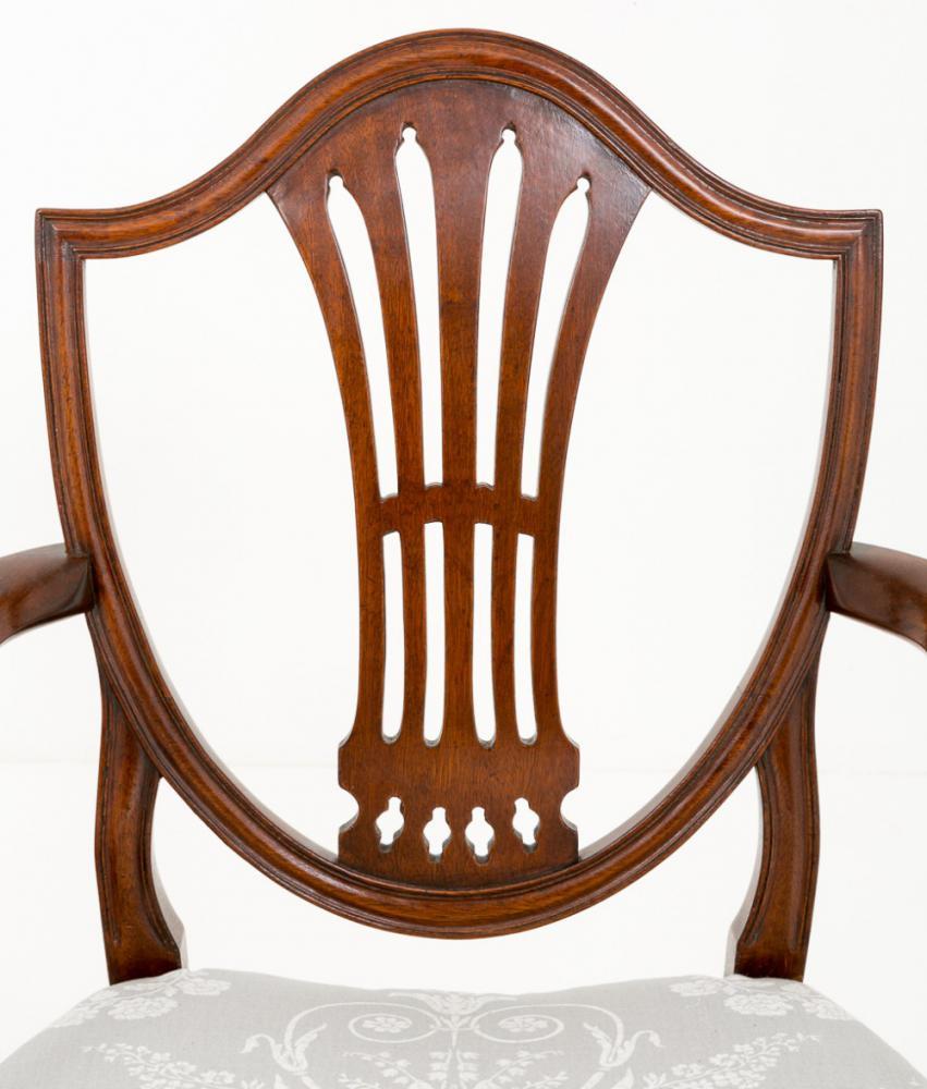 Late 19th Century Pair Hepplewhite Arm Chairs in Mahogany circa 1890