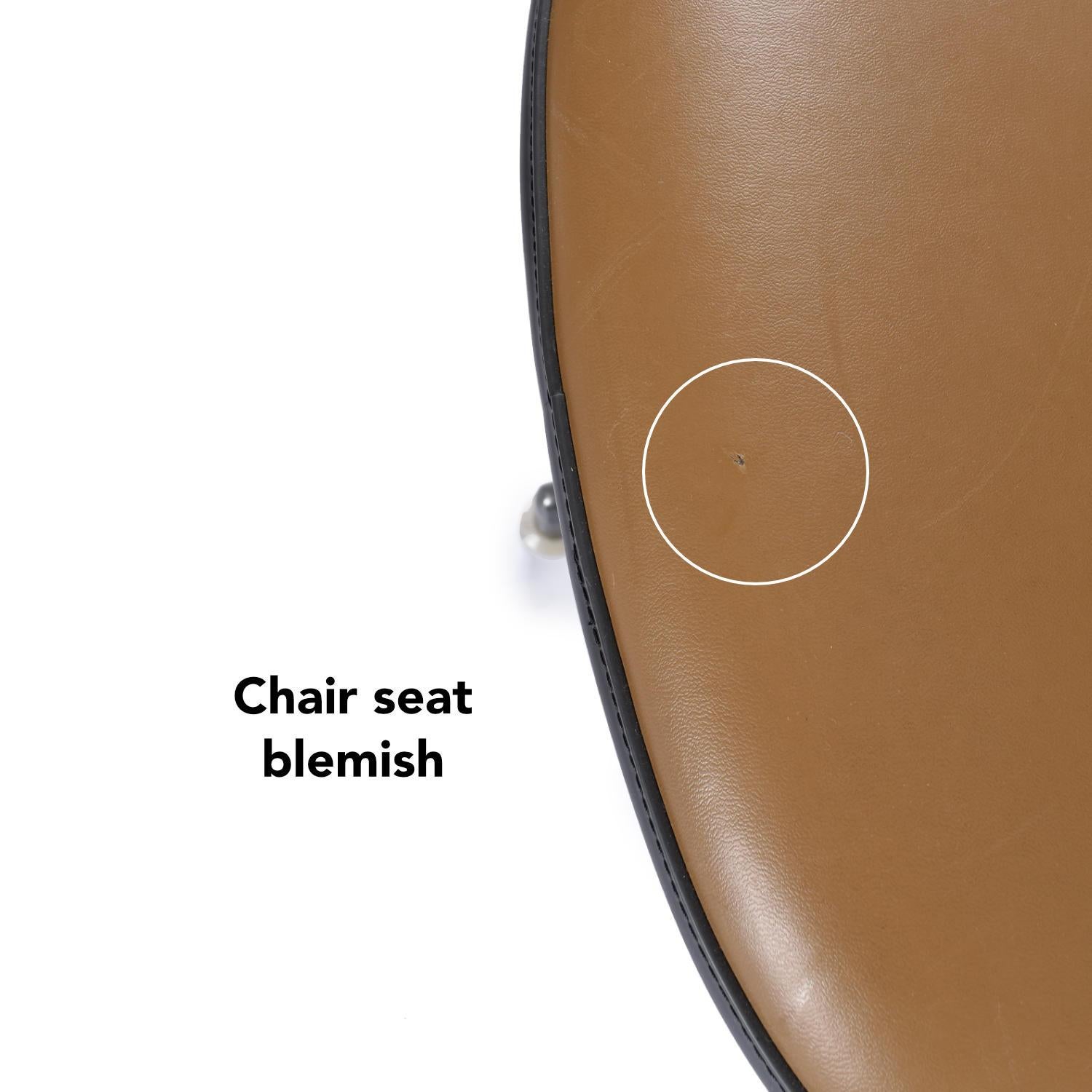 Paar Herman Miller Eames Tandem Bänke mit Brown Naugahyde Pad Shell Stühle 8
