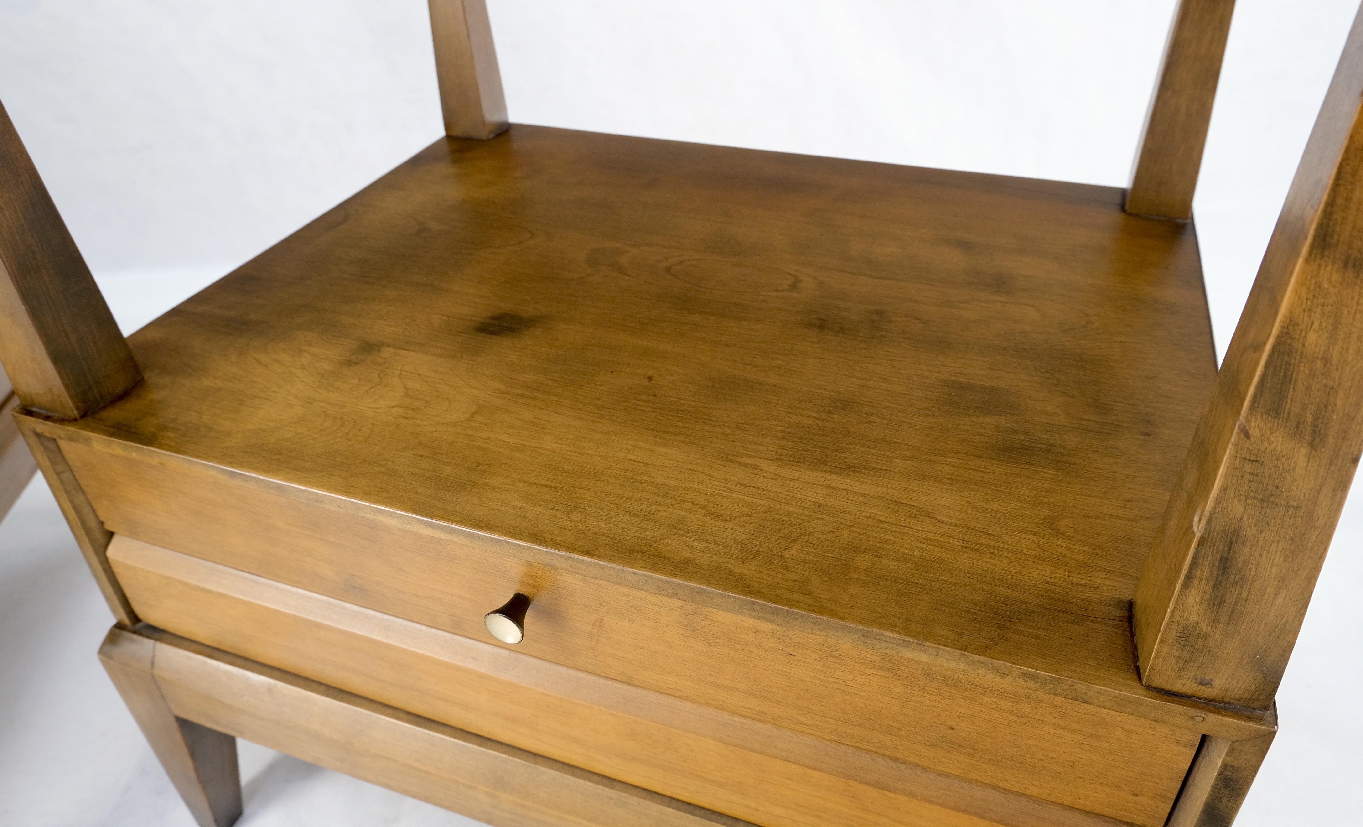 Paire de tables de nuit Heywood Wakefield à un tiroir, mi-siècle moderne, tables d'appoint MINT en vente 4