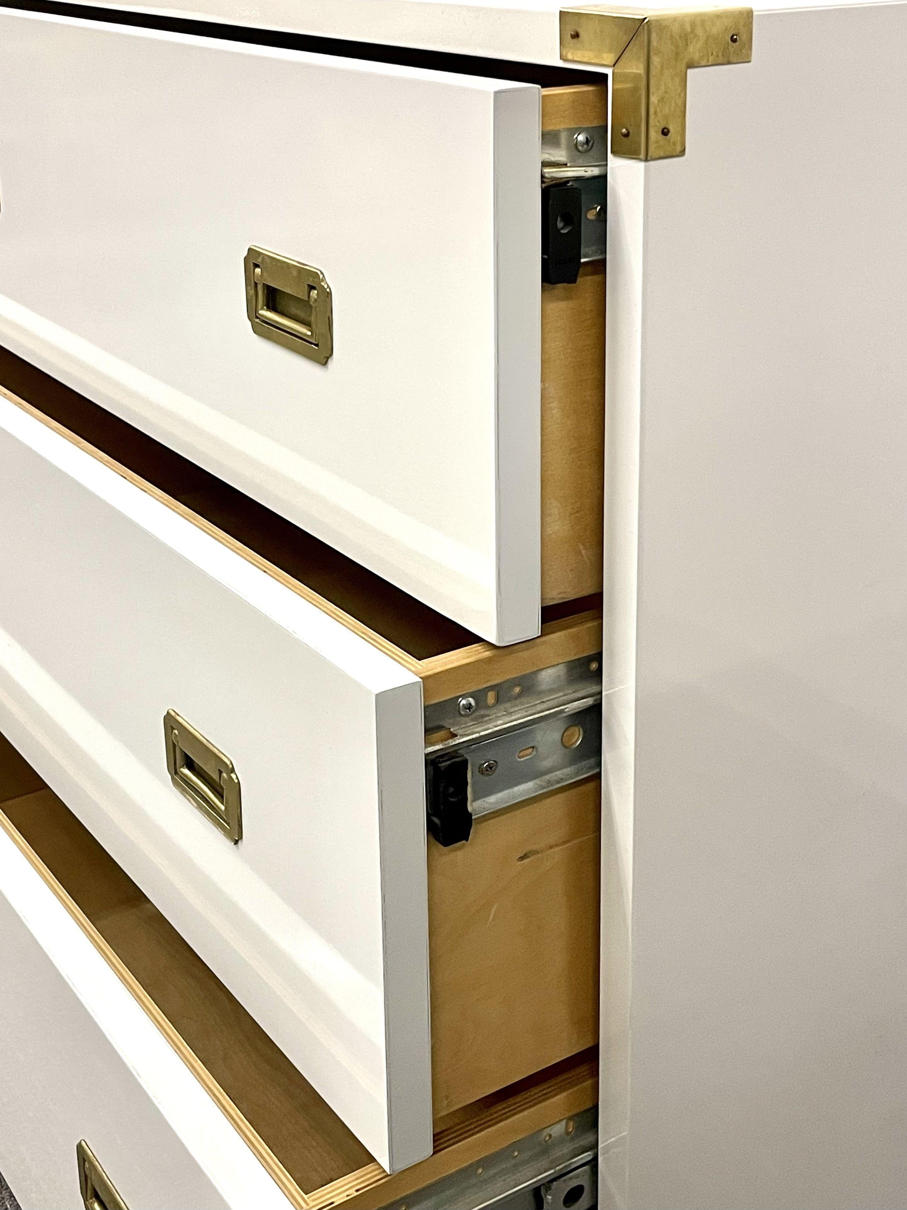 Pair Hollywood Regency Campaign Cabinets, Commodes, Nightstands, White Lacquer In Good Condition In Manhasset, NY