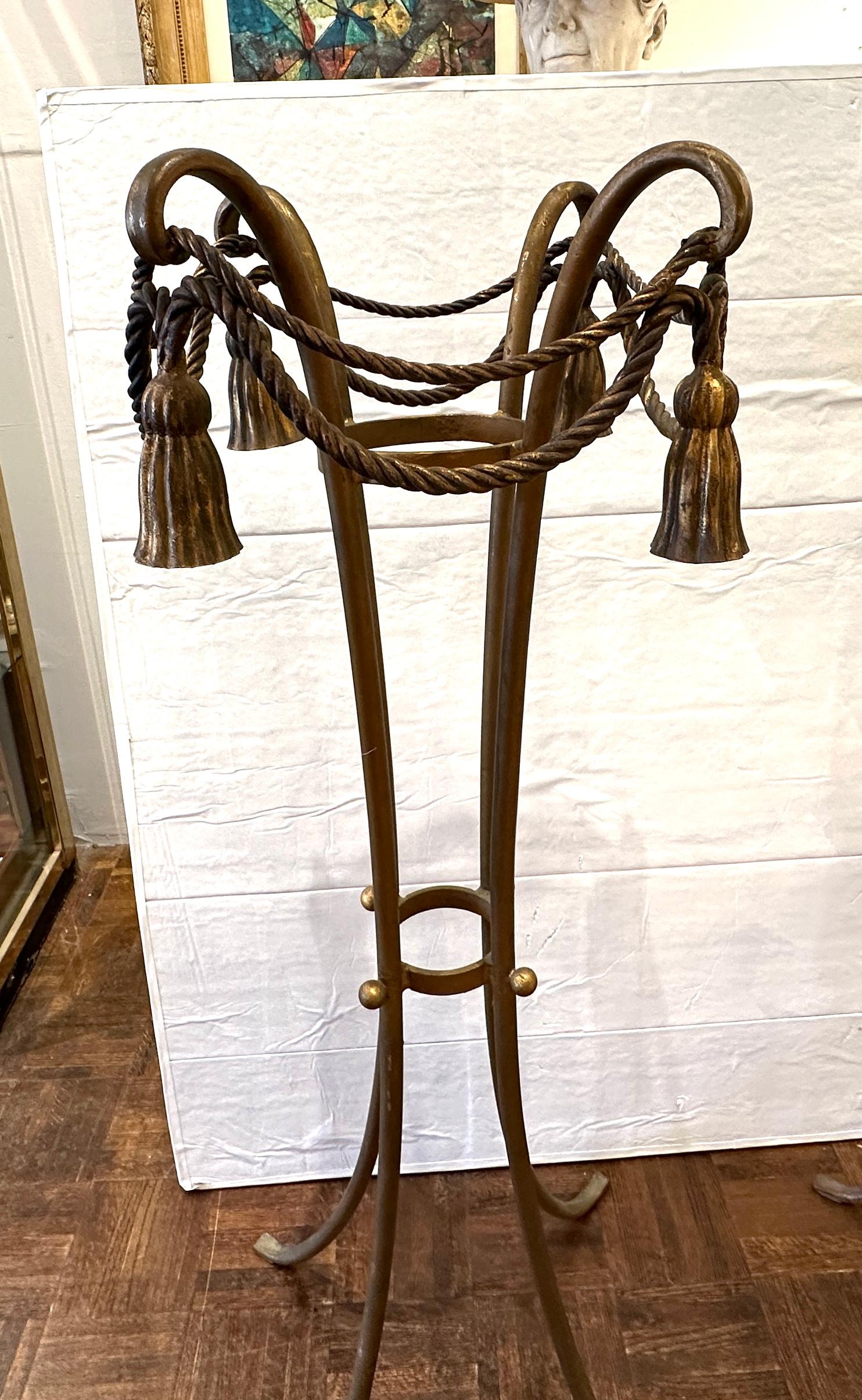 Hand-Crafted Pair of Hollywood Regency Gilt Iron Plant Stands For Sale