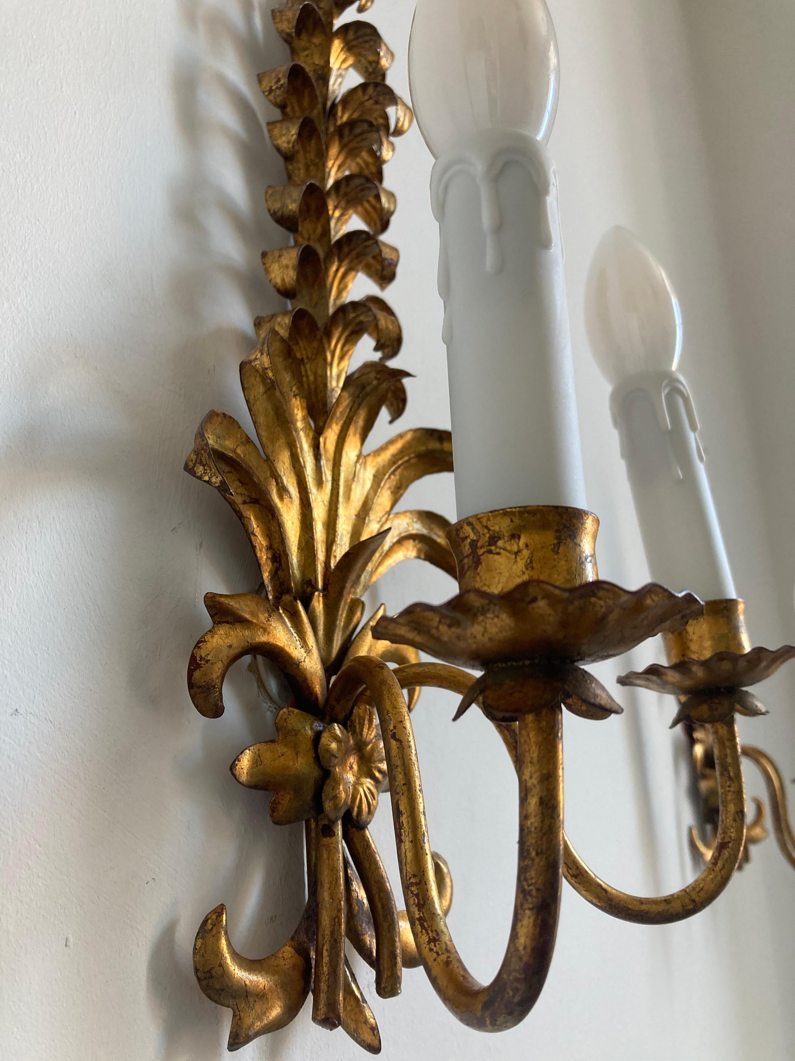 PAR DE Apliques de Hierro Dorado Hollywood Regency en venta 2