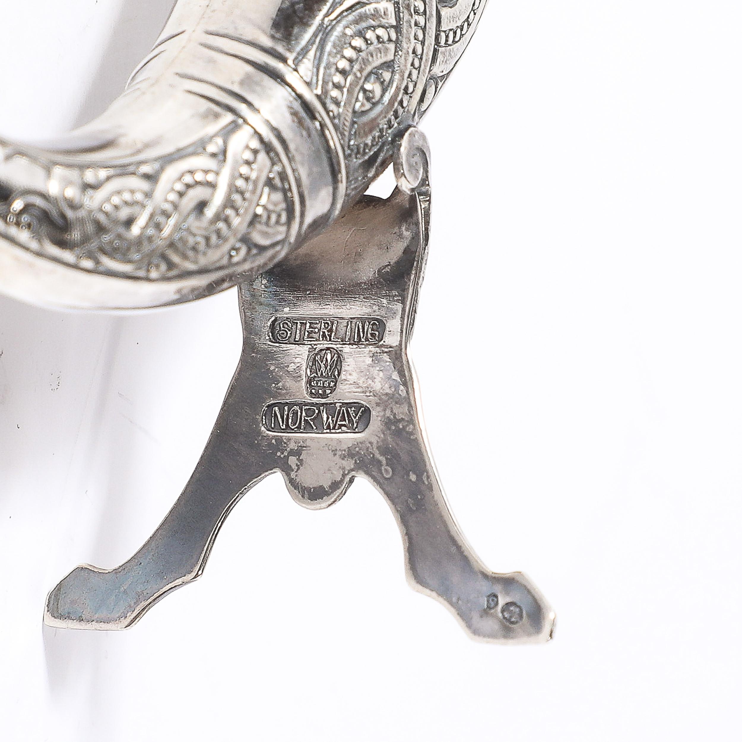 Paire de salières et de poivrières en argent sterling de forme Horn par Theodor Olsens en vente 5
