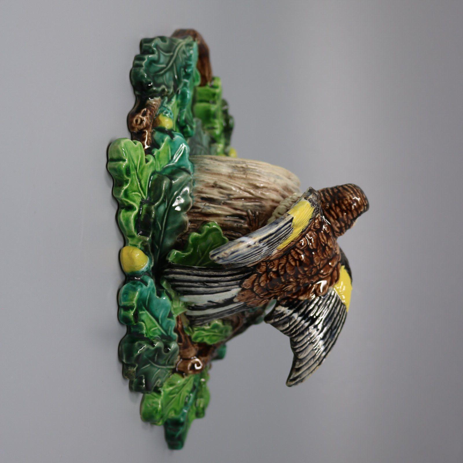 Majolica Coppia di tasche da parete Hugo Lonitz Finch