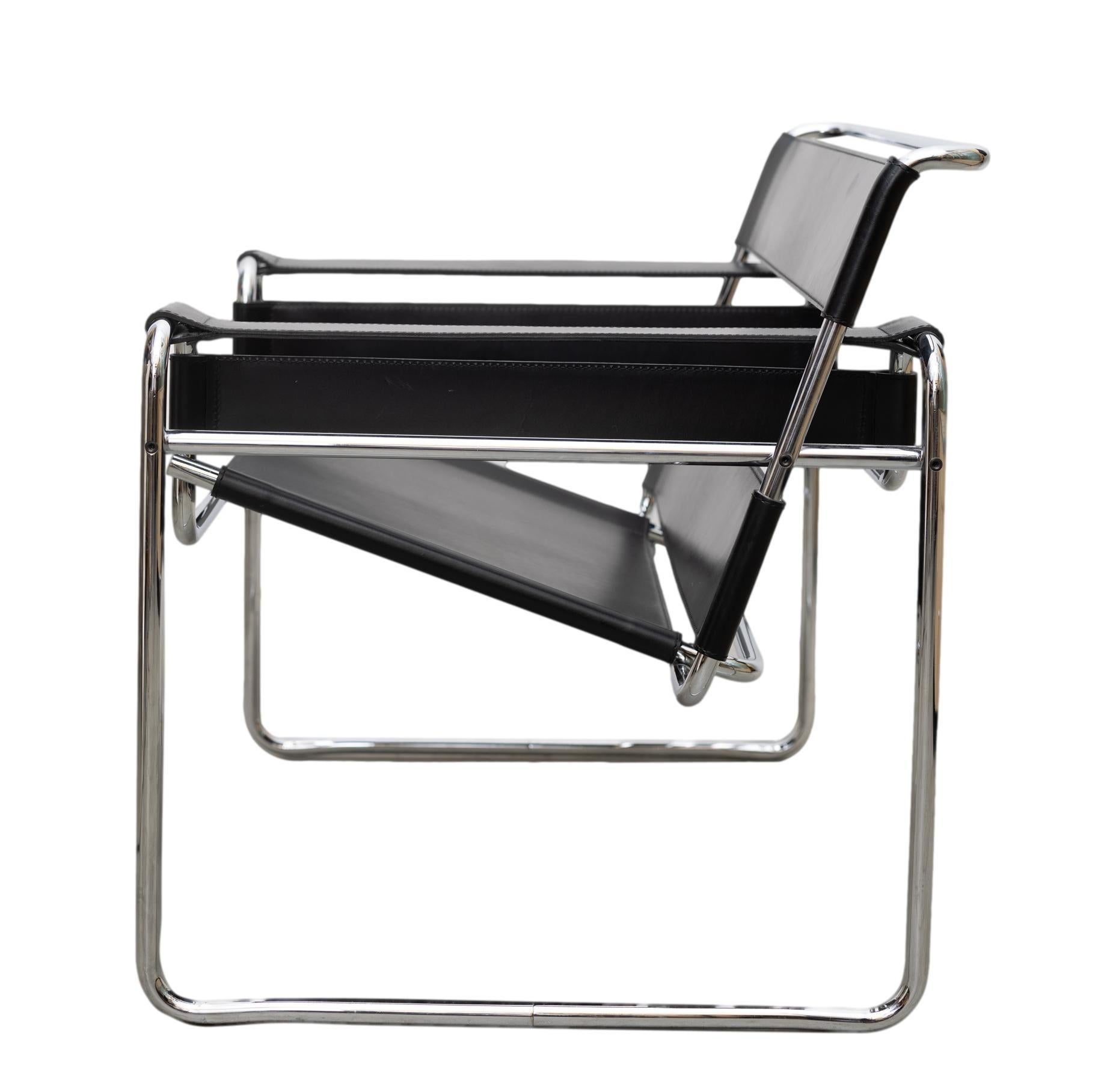 Italian Pair Iconic Wassily Chairs B3, Marcel Breuer for Knoll, Black Leather, Signed