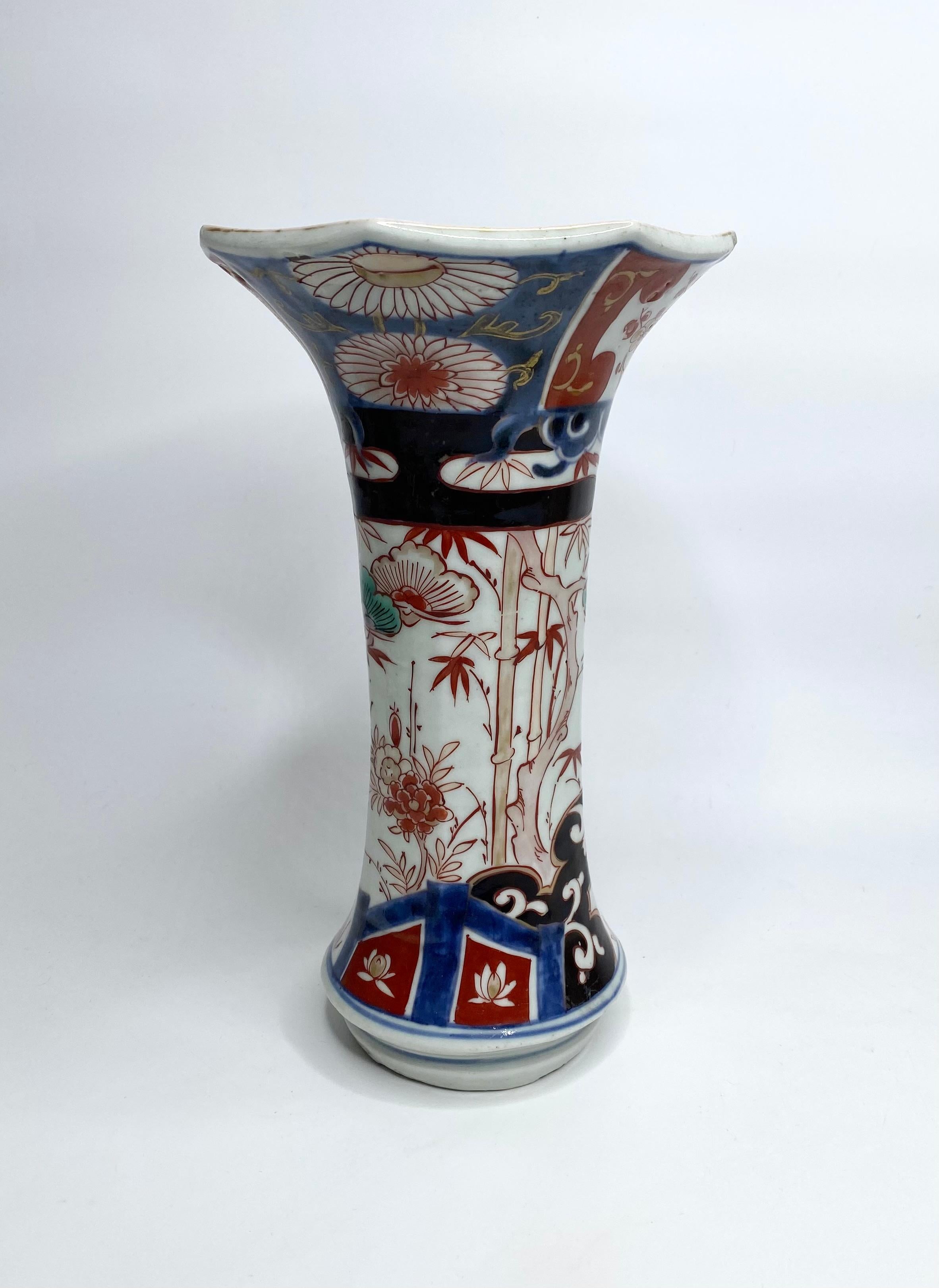 Pair Imari porcelain vases, Arita, Japan, c. 1700. Genryoku Period. 2