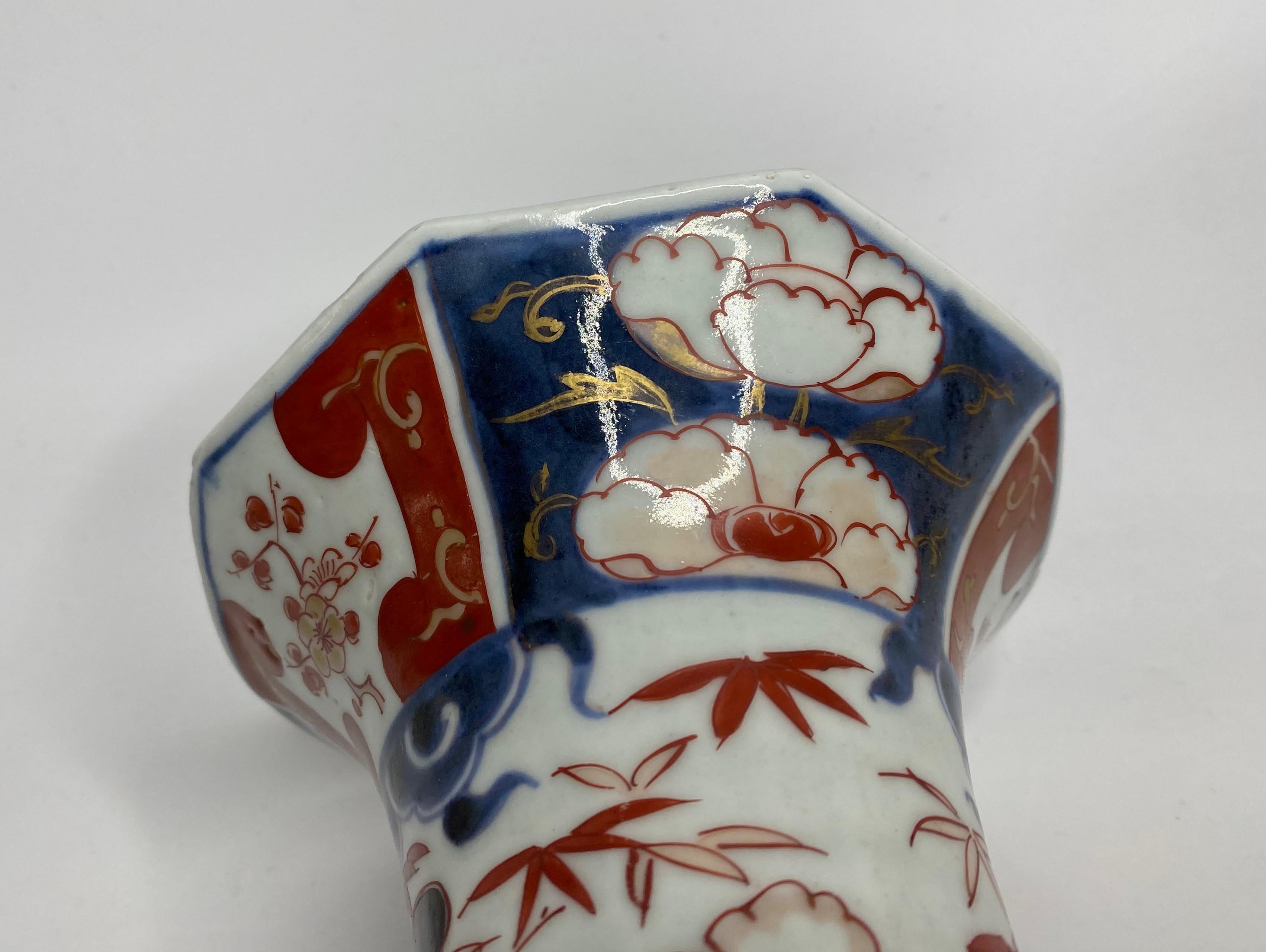 Pair Imari porcelain vases, Arita, Japan, c. 1700. Genryoku Period. 5