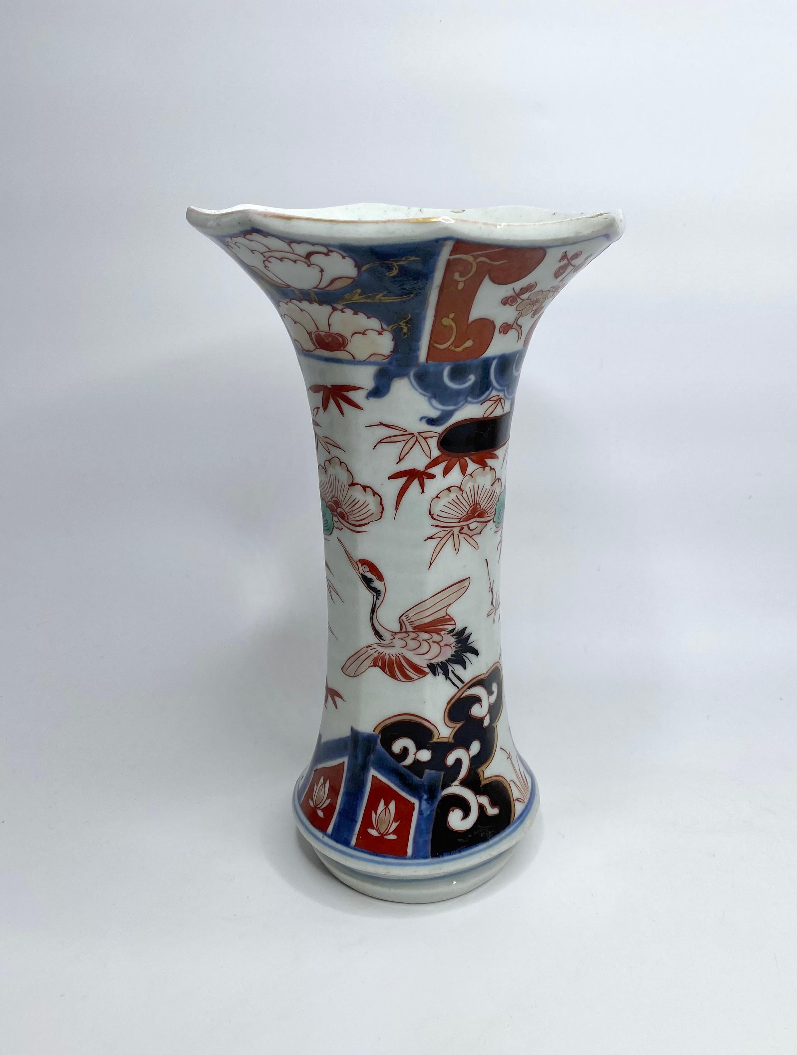 Japanese Pair Imari porcelain vases, Arita, Japan, c. 1700. Genryoku Period.