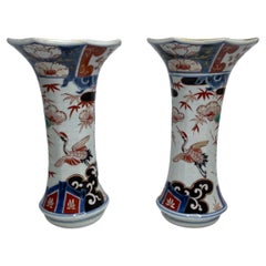 Pair Imari porcelain vases, Arita, Japan, c. 1700. Genryoku Period.