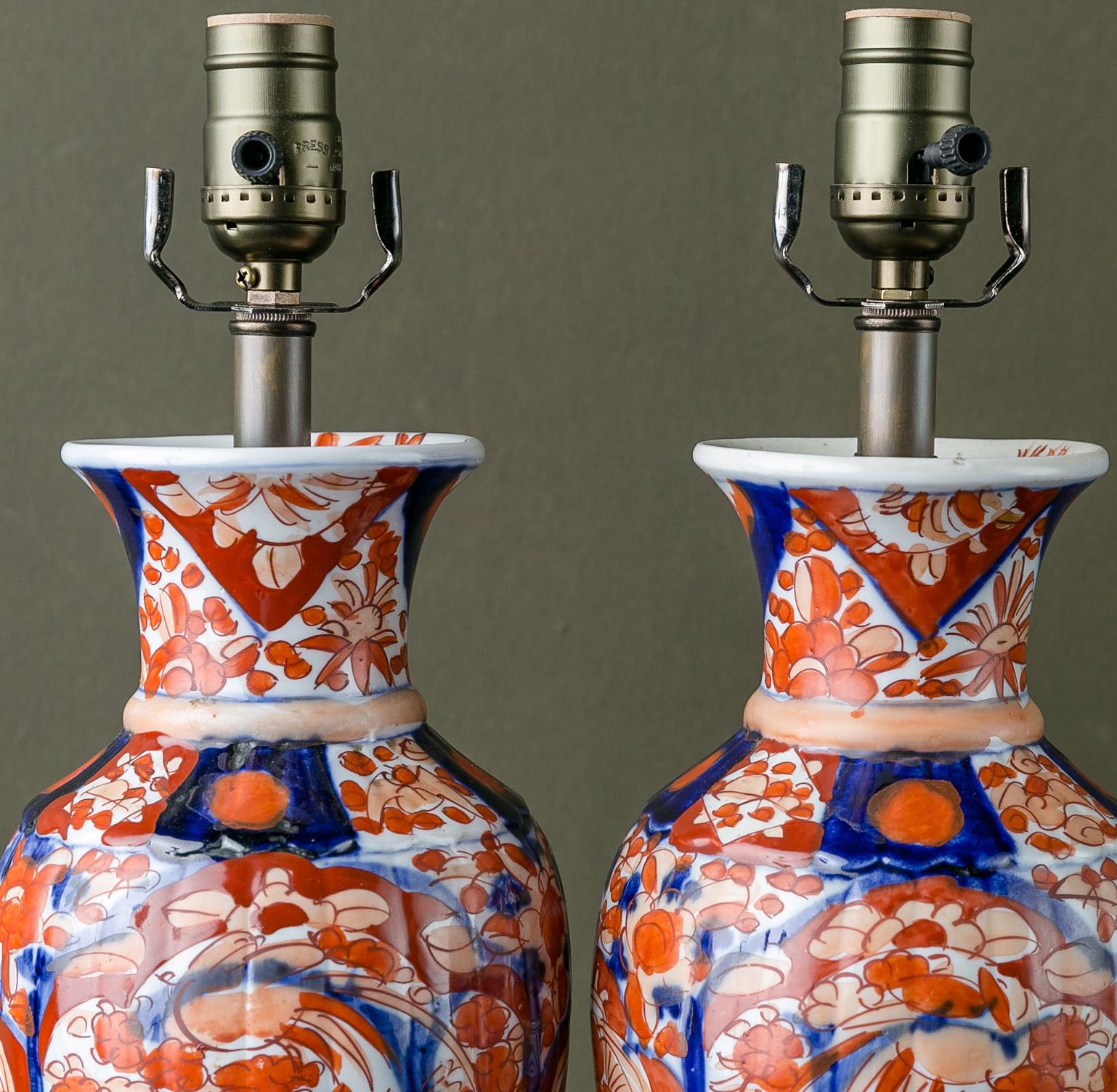 Hand-Painted Pair of Imari Table Lamps with Simple Geometric Pattern
