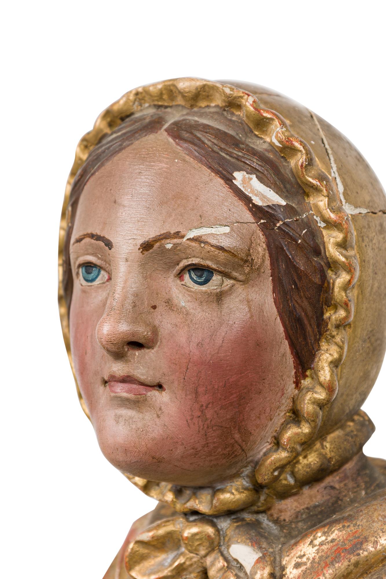 Pareja Importante Grandes Figuires Pintadas y Doradas en Paquete Italiano siglo XIX en venta