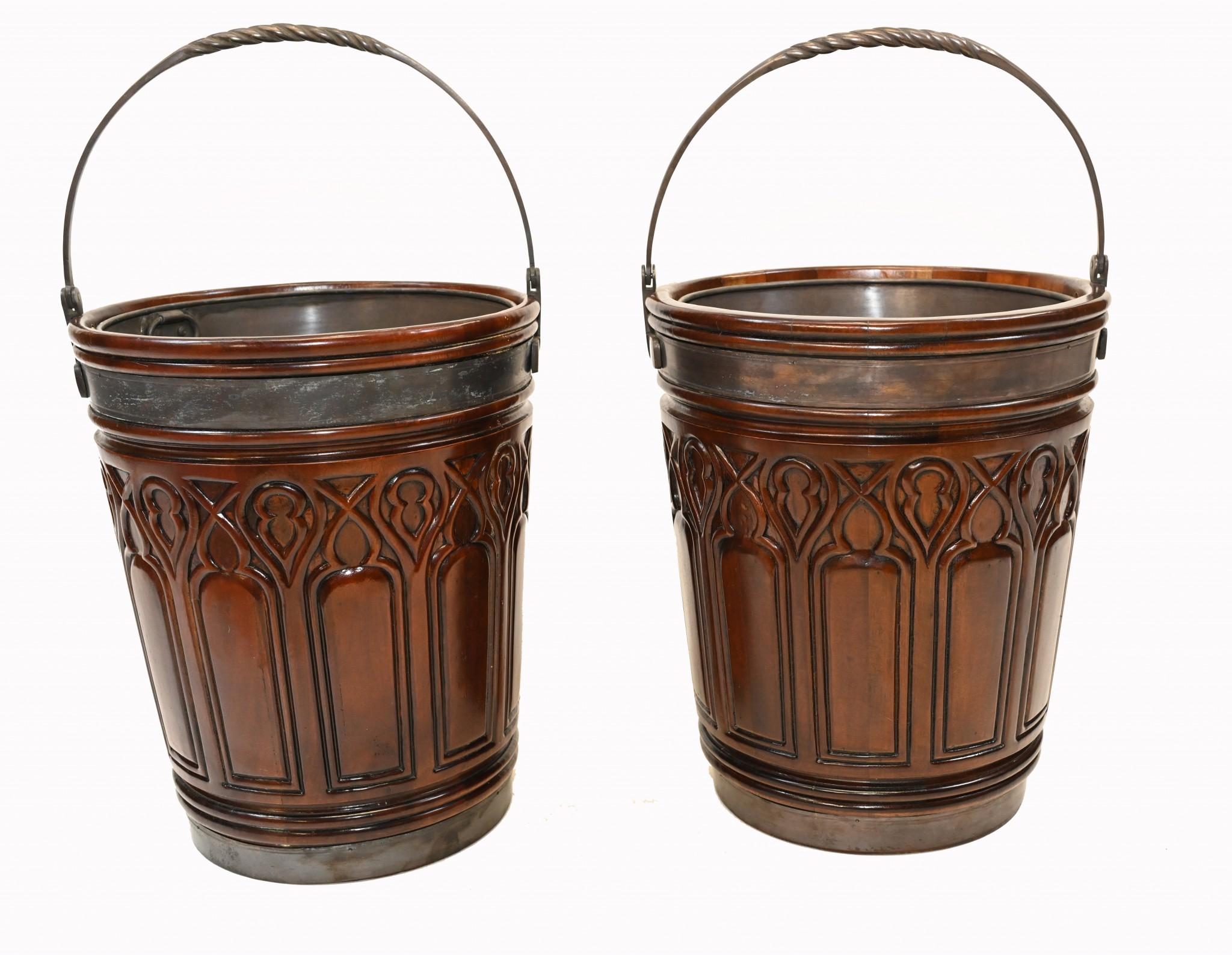 Pair Irish Peat Buckets Gothic Mahogany Planters In Good Condition For Sale In Potters Bar, GB
