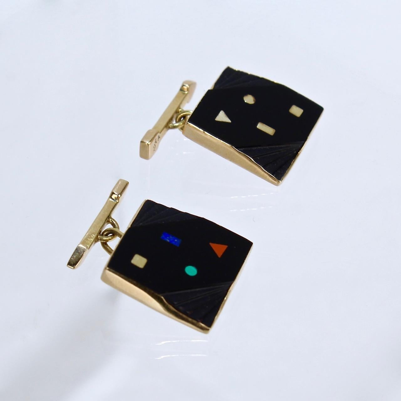 Modern Pair of Isabelle Posillico Geometric Onyx and Gold 1980s Memphis Style Cufflinks