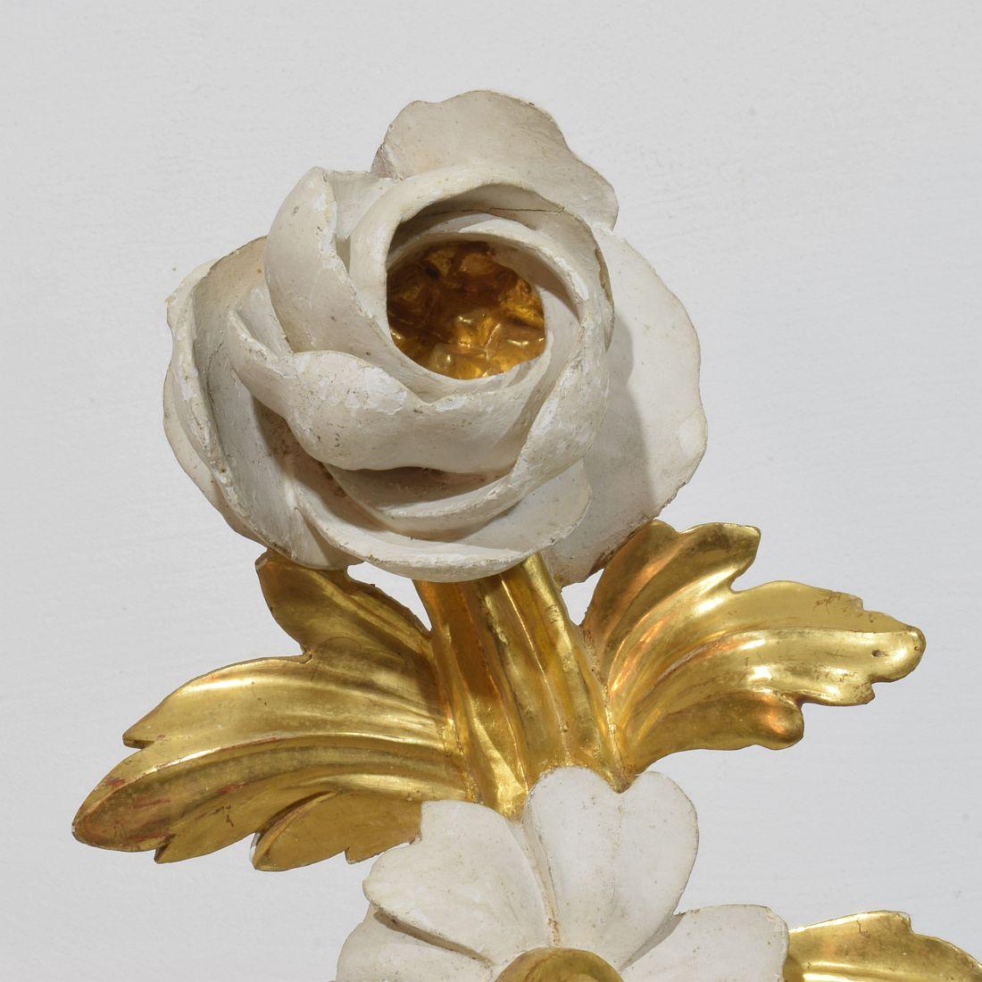 Pair Italian 18/19th Century Hand Carved Giltwood Floral Ornaments For Sale 10