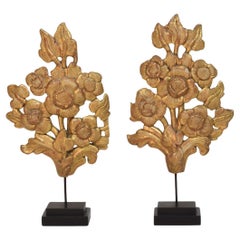 Pair Italian 18th Century Hand-Carved Baroque Giltwood Bouquet Ornaments