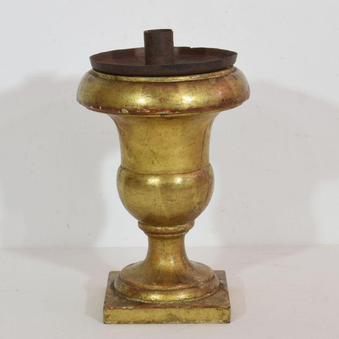 Bois Paire de chandeliers Médicis en bois doré sculpté du XIXe siècle en vente