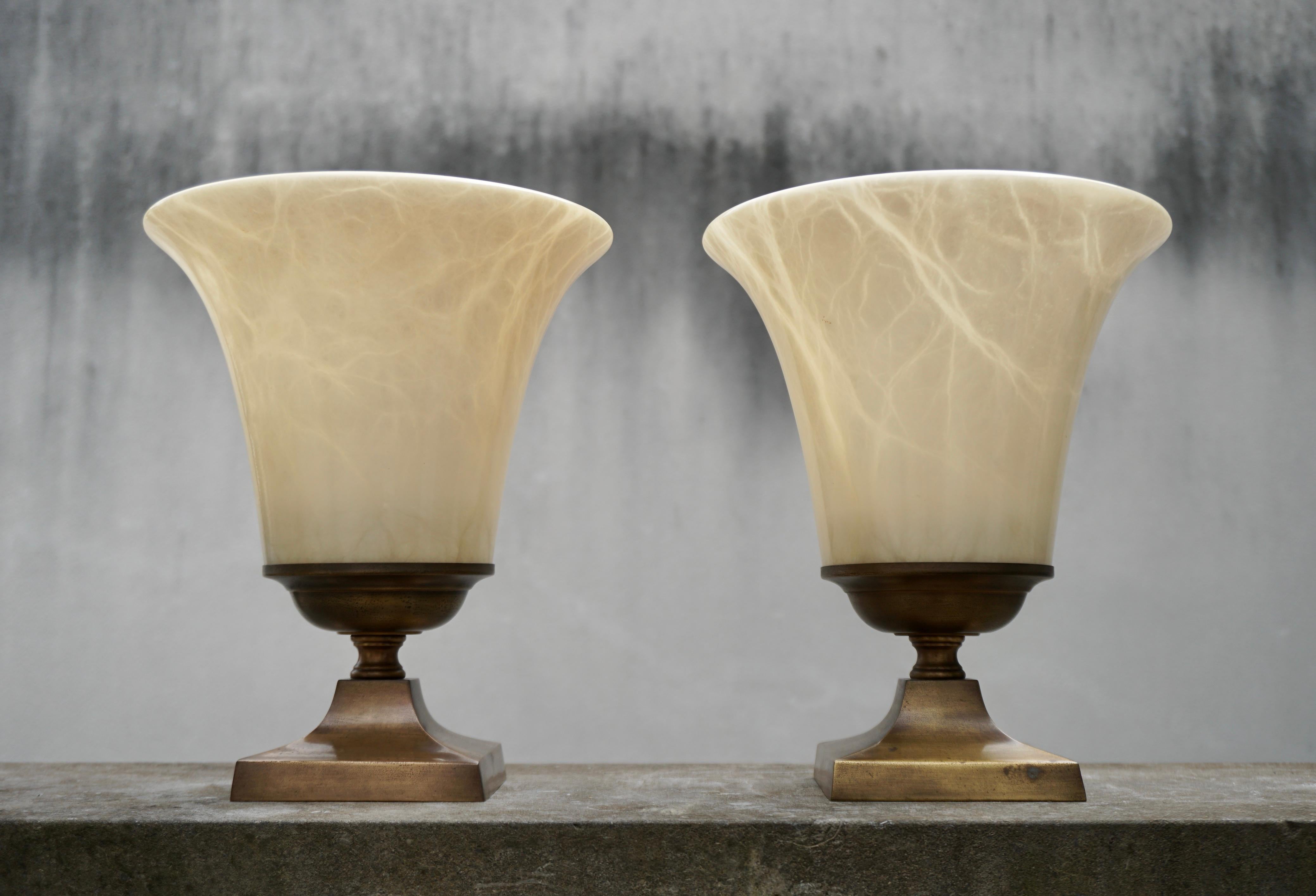 Hollywood Regency Pair Italian Alabaster Table Lamp For Sale