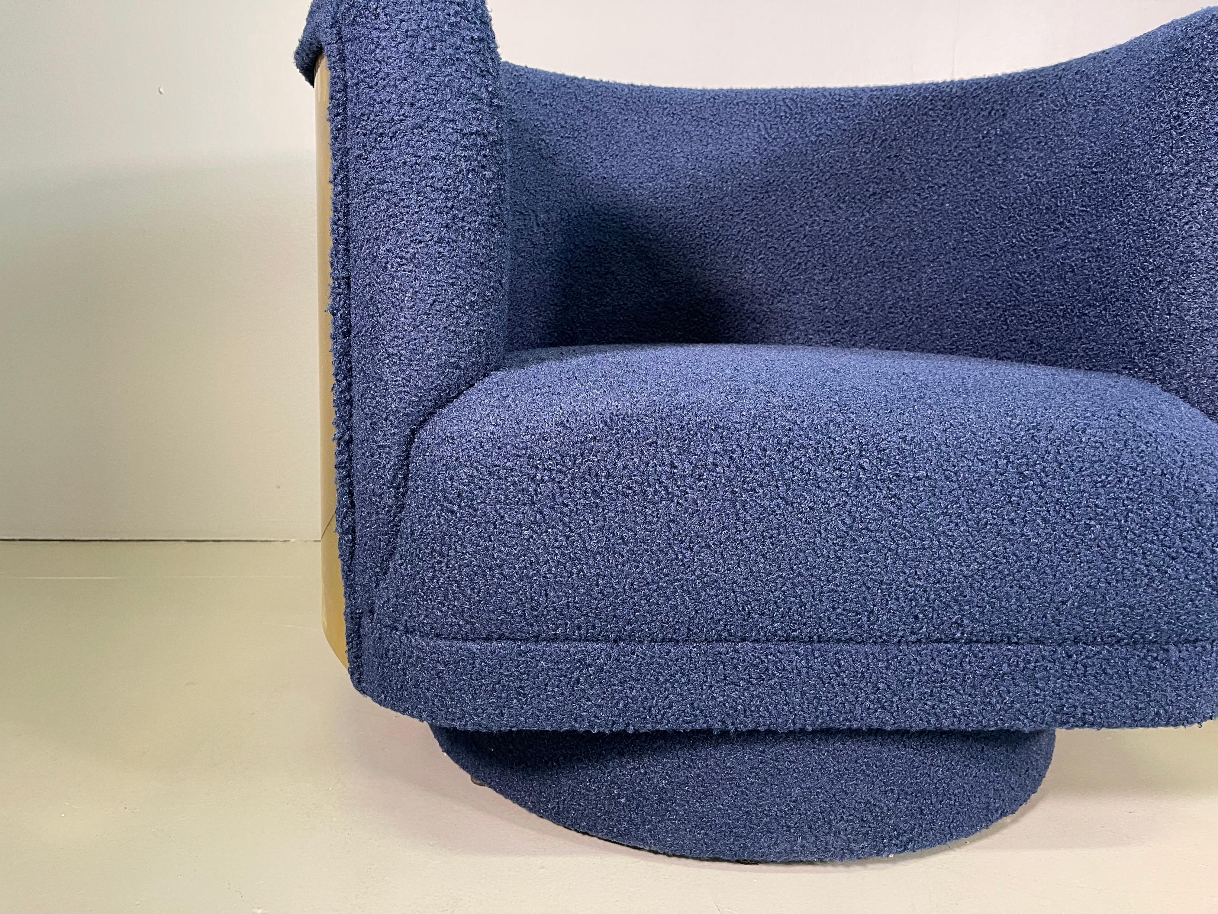 Pair Italian Armchair in Brass and Blue Wool Bouclé Fabric In Excellent Condition For Sale In Rovereta, SM