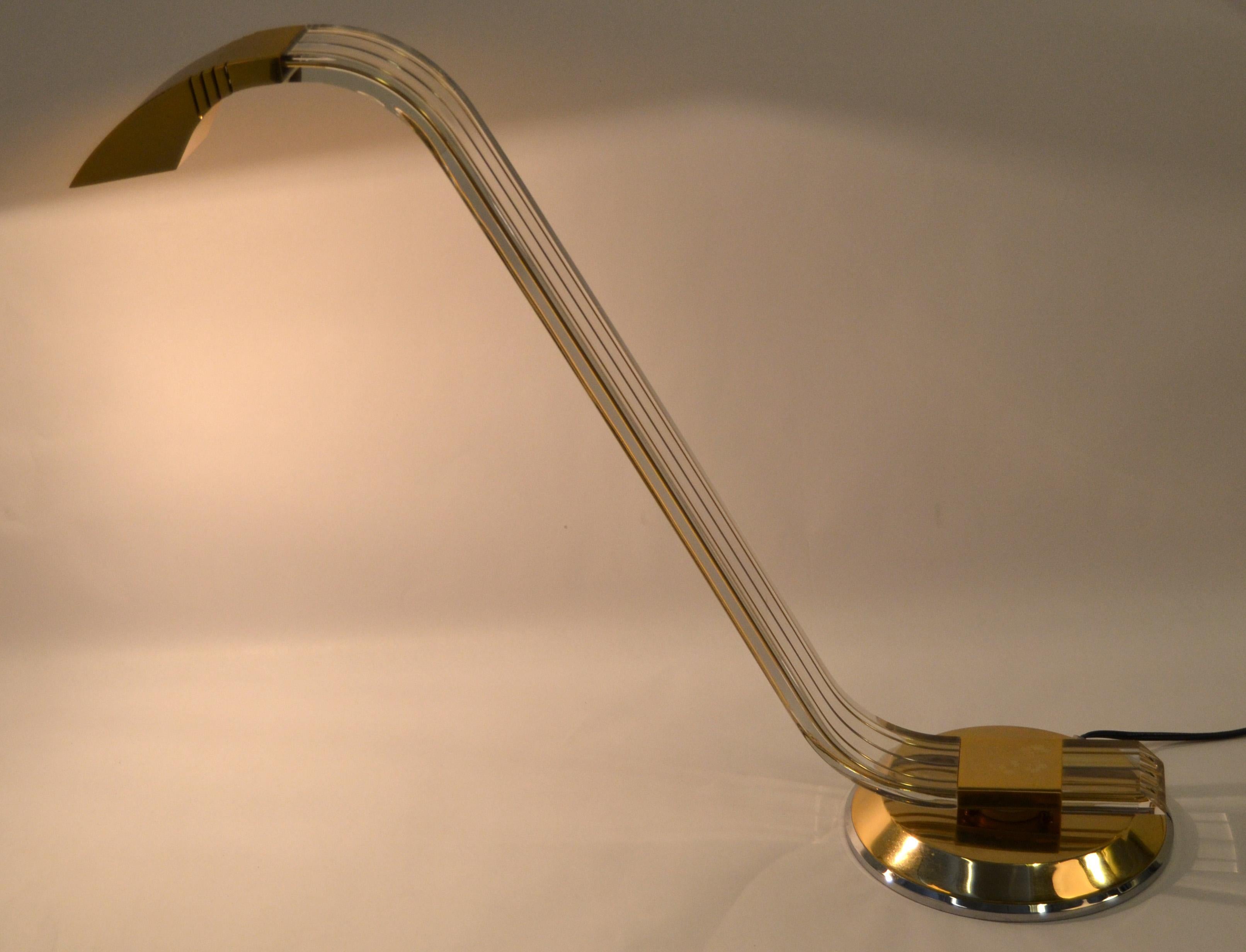 Pair Italian Arredoluce Style Mid-Century Modern Swing Brass Lucite Table Lamps  For Sale 5