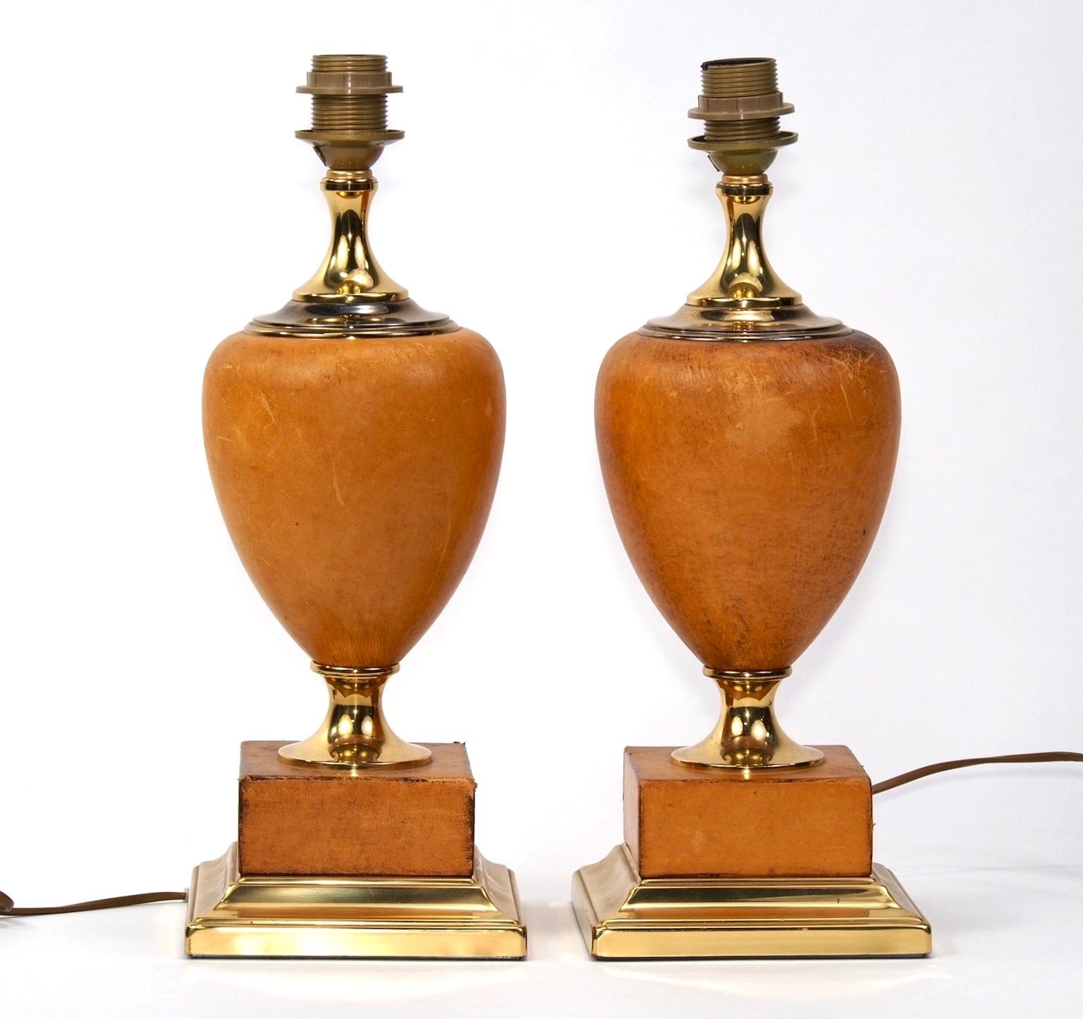Pair of Italian Art Deco Leather and Brass Lamps In Good Condition In Troy, MI