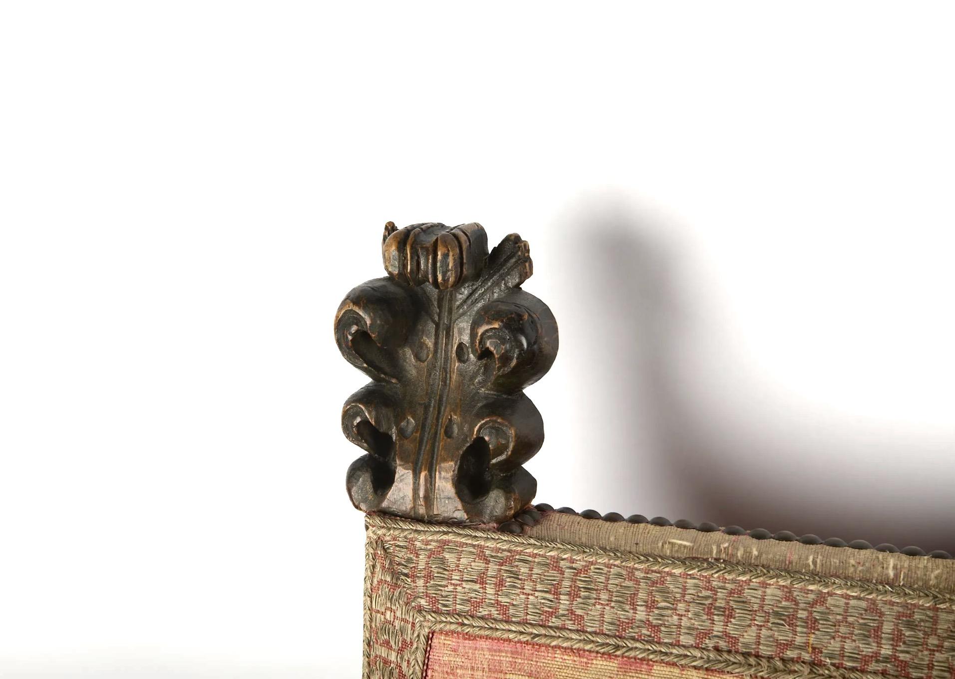 Laiton Paire de chaises baroques italiennes en vente