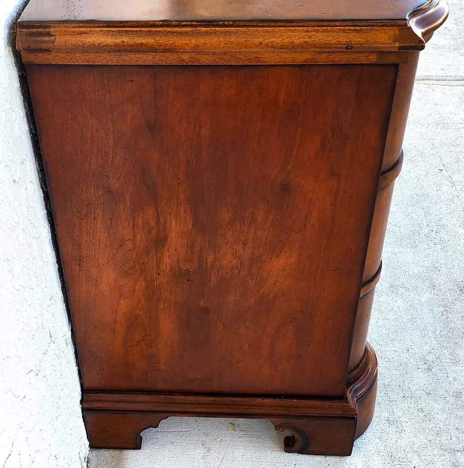 Late 20th Century Pair Italian Bedside Chests Nightstands by CENTURY FURNITURE For Sale
