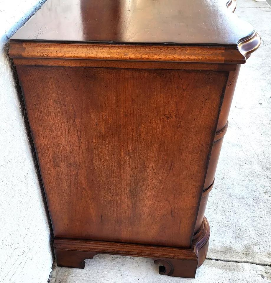 Pair Italian Bedside Chests Nightstands by CENTURY FURNITURE For Sale 4