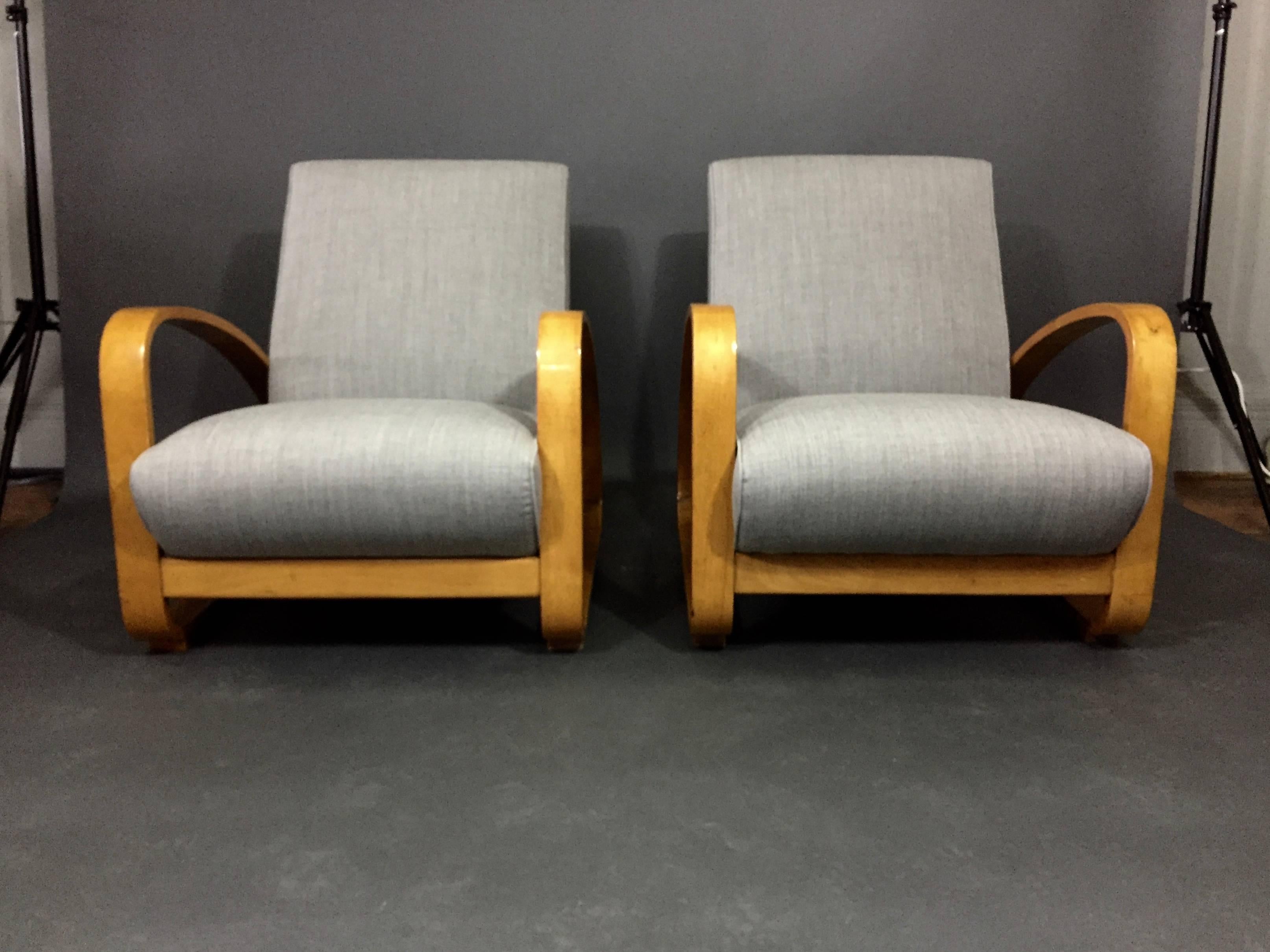 Mid-Century Modern Pair of Italian Bentwood Lounge Chairs, circa 1960