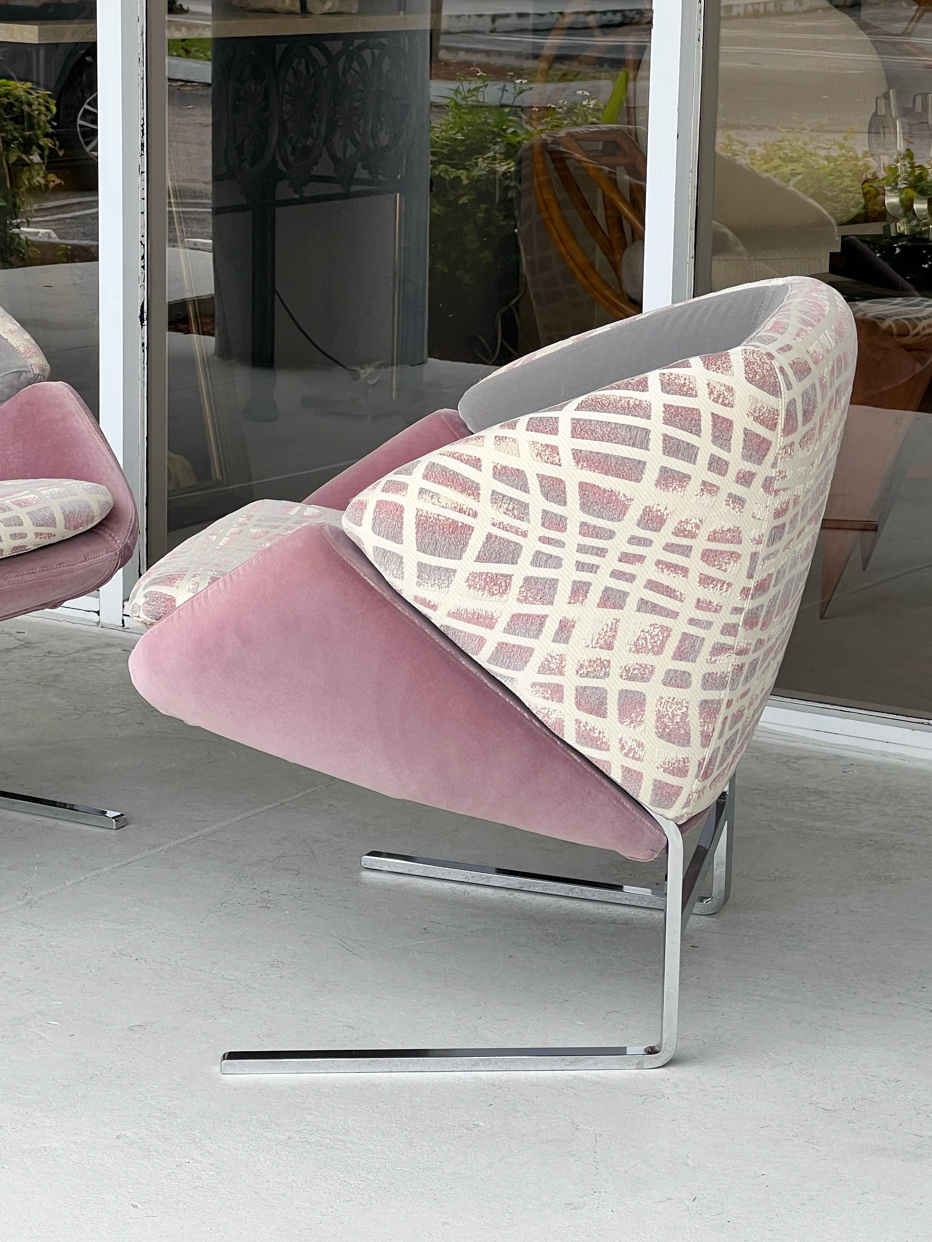 Pair Italian Cantilevered Saporiti Lounge Chairs 1980s 5