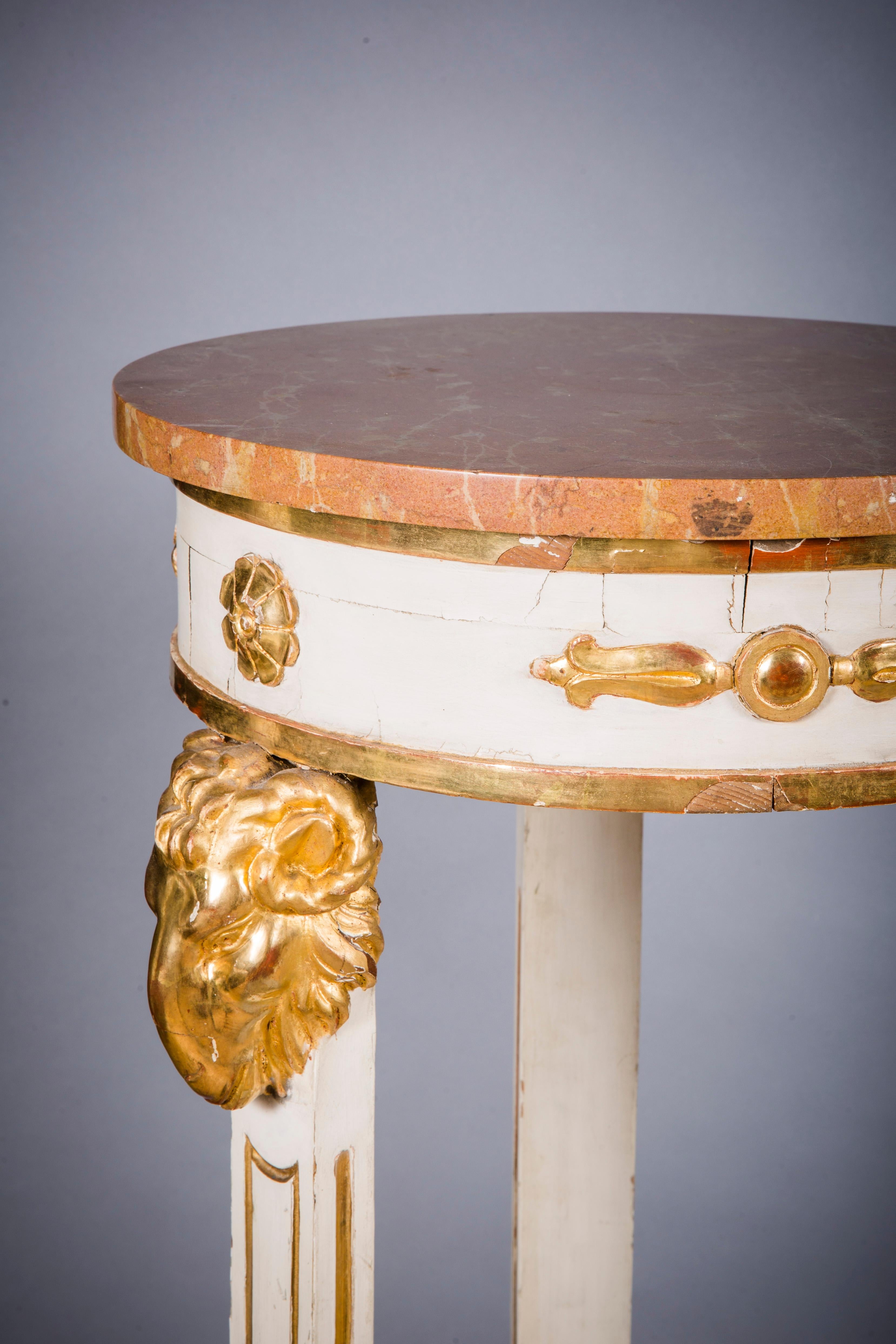 European Pair Italian Early 19th Century Neoclassical Pantinted and Parcel-Gilt Pedestals For Sale