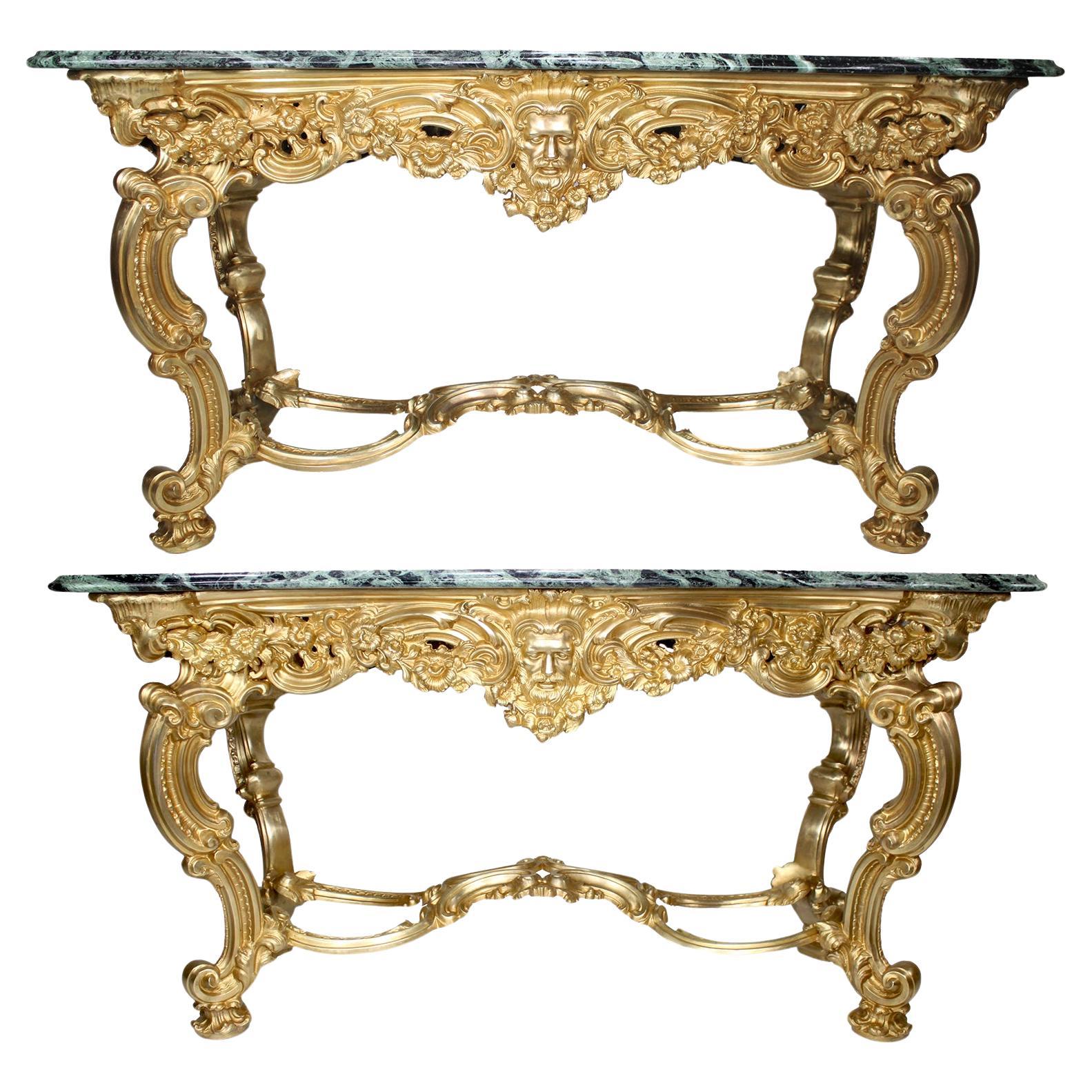 Paire de tables centrales/consoles italiennes en bronze doré du début du 20e siècle  en vente