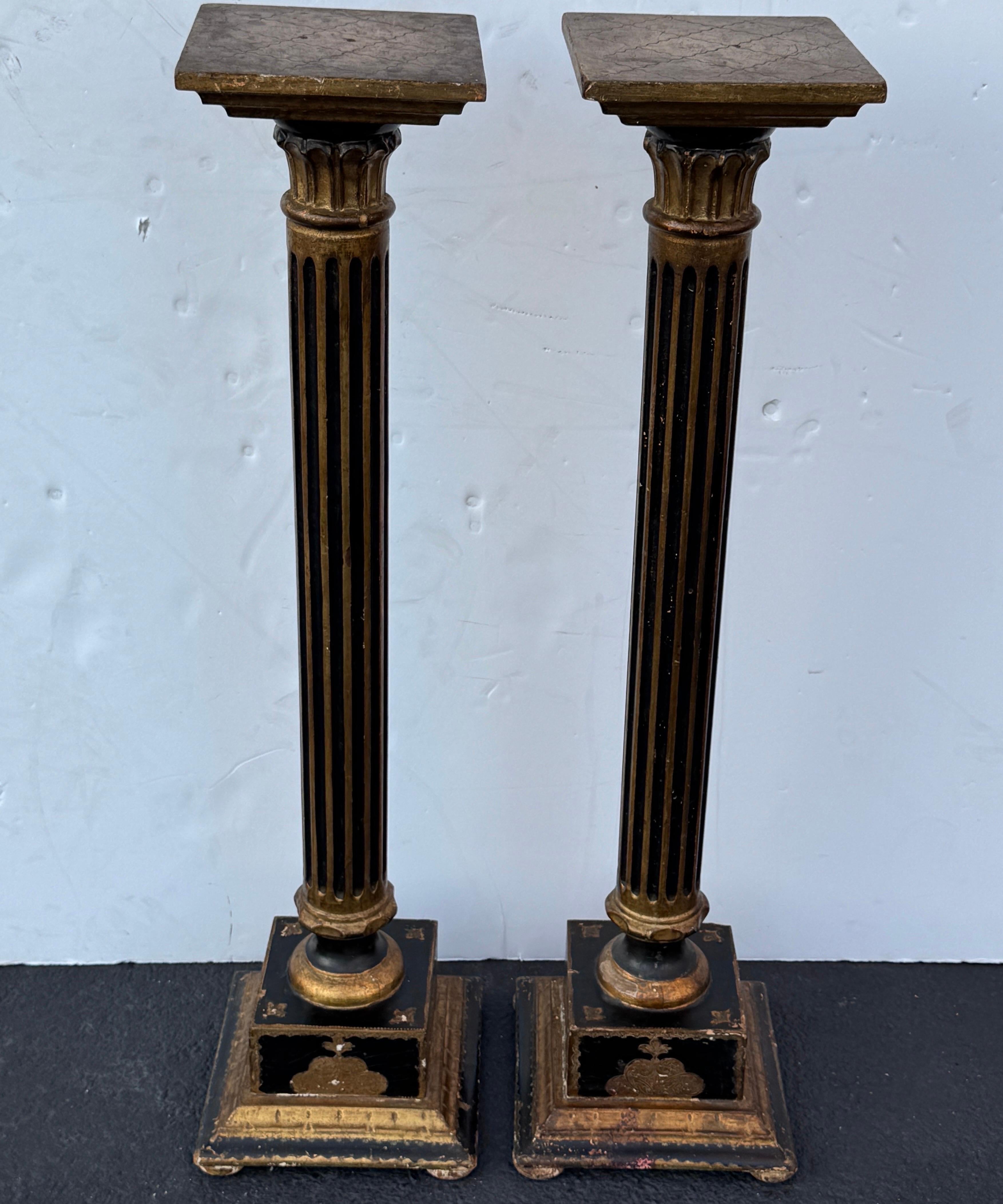 Pair Italian Florentine Black and Gold Gilt Pedestal Plant Stands For Sale 9