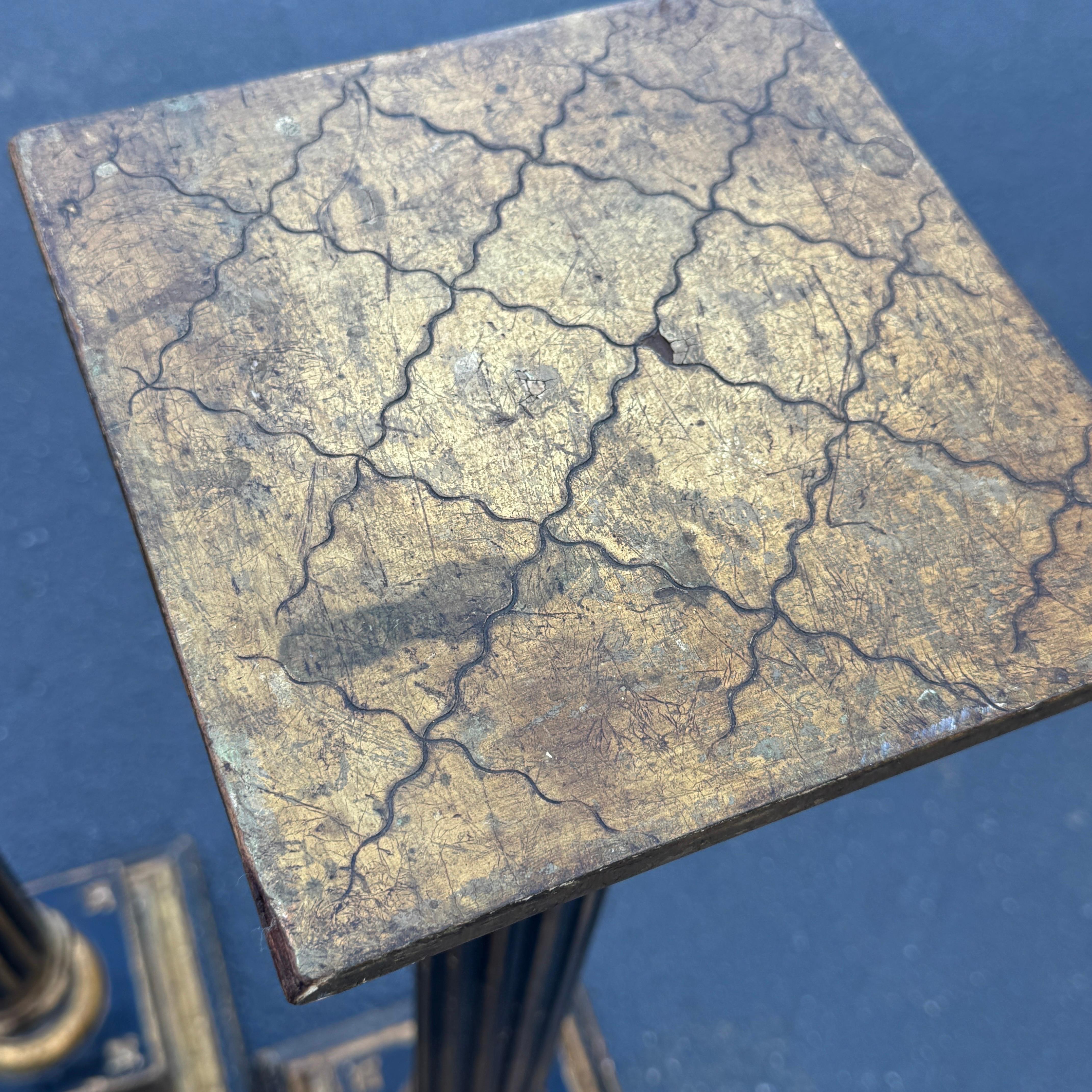 20th Century Pair Italian Florentine Black and Gold Gilt Pedestal Plant Stands For Sale