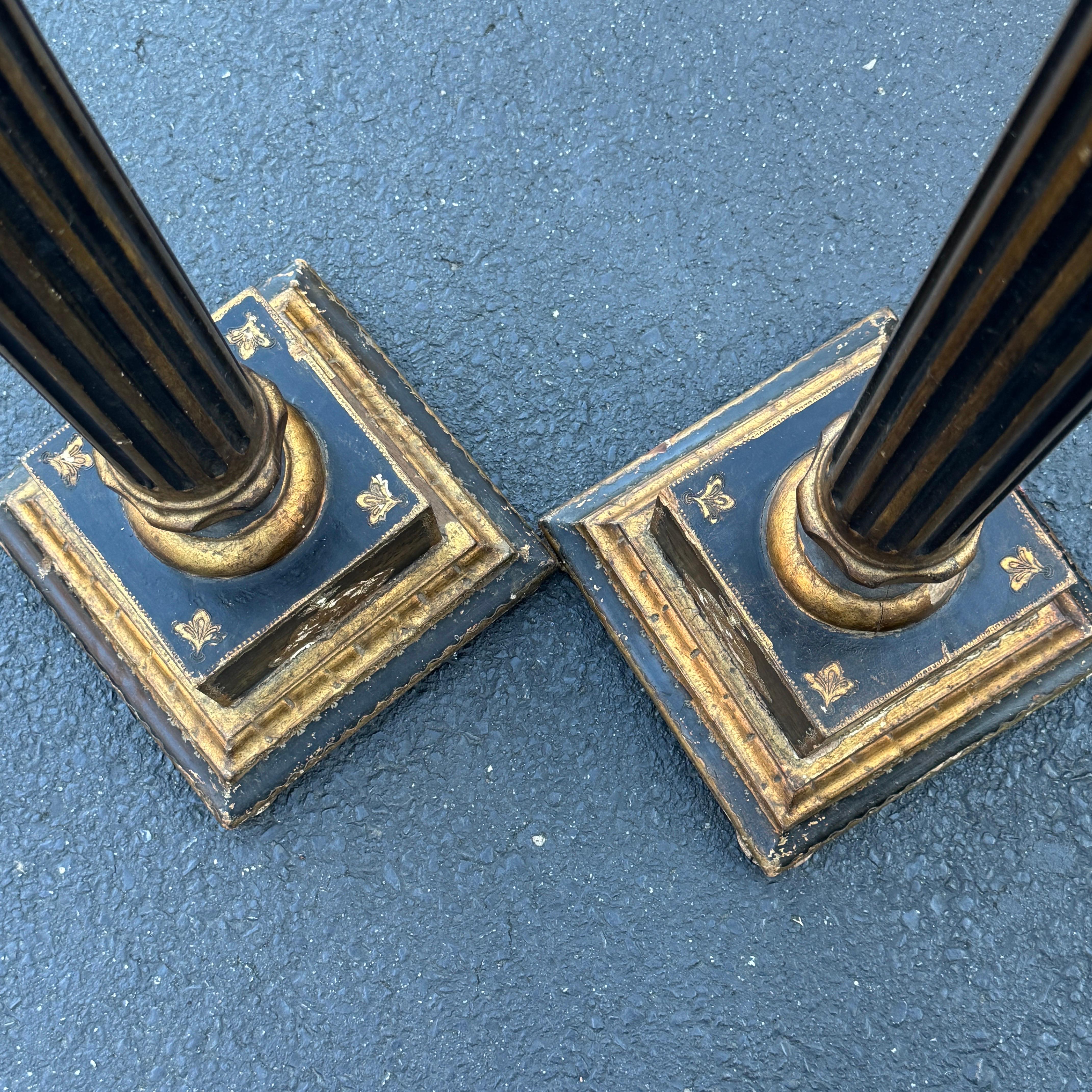 Pair Italian Florentine Black and Gold Gilt Pedestal Plant Stands For Sale 3