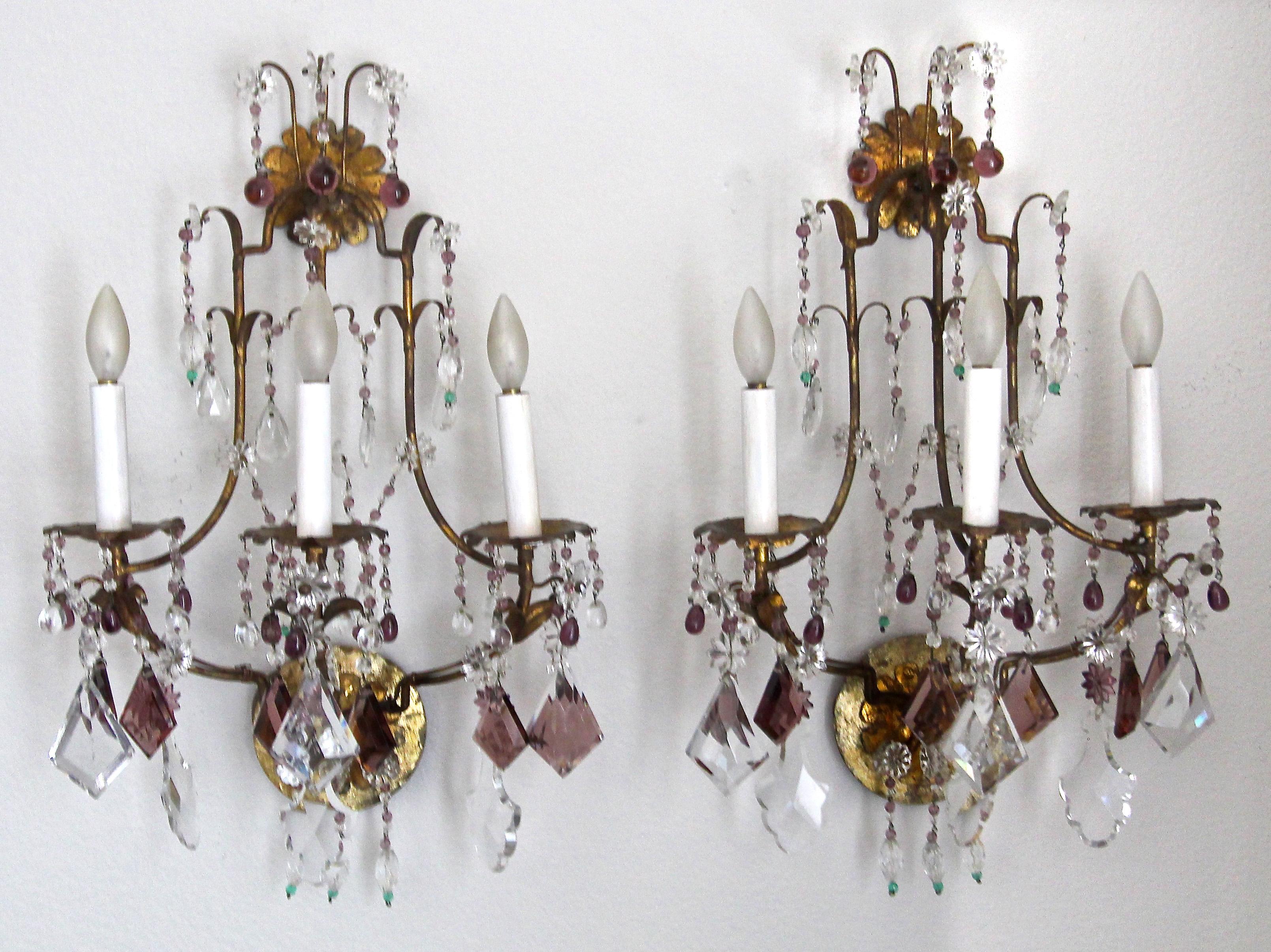 Paar italienische vergoldete Metall-Kristall-Perlen-Amethyst-Wandleuchter im Angebot 13