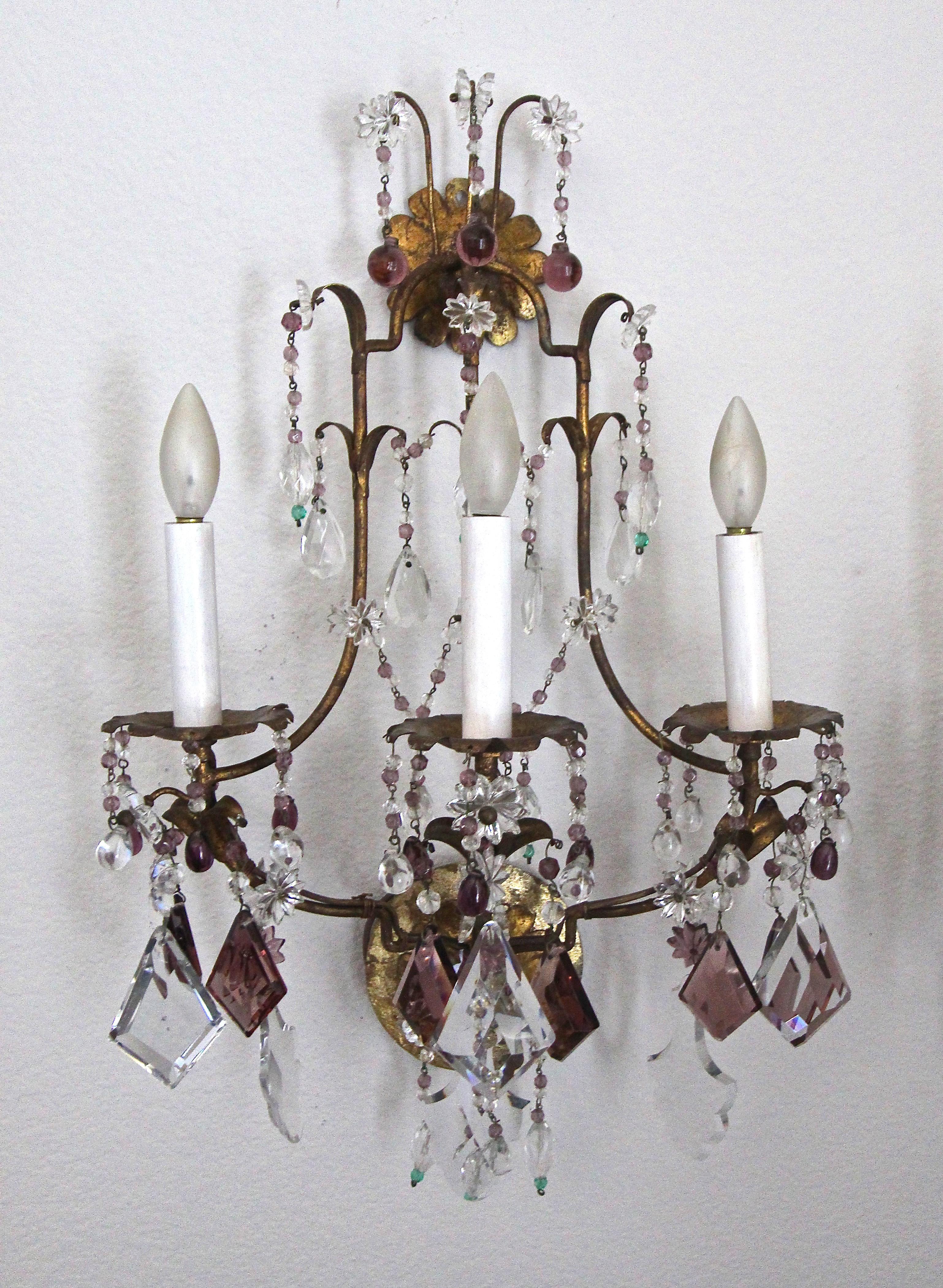 Pair of Italian Gilt Metal Crystal Beaded Amethyst Wall Sconces In Good Condition For Sale In Palm Springs, CA