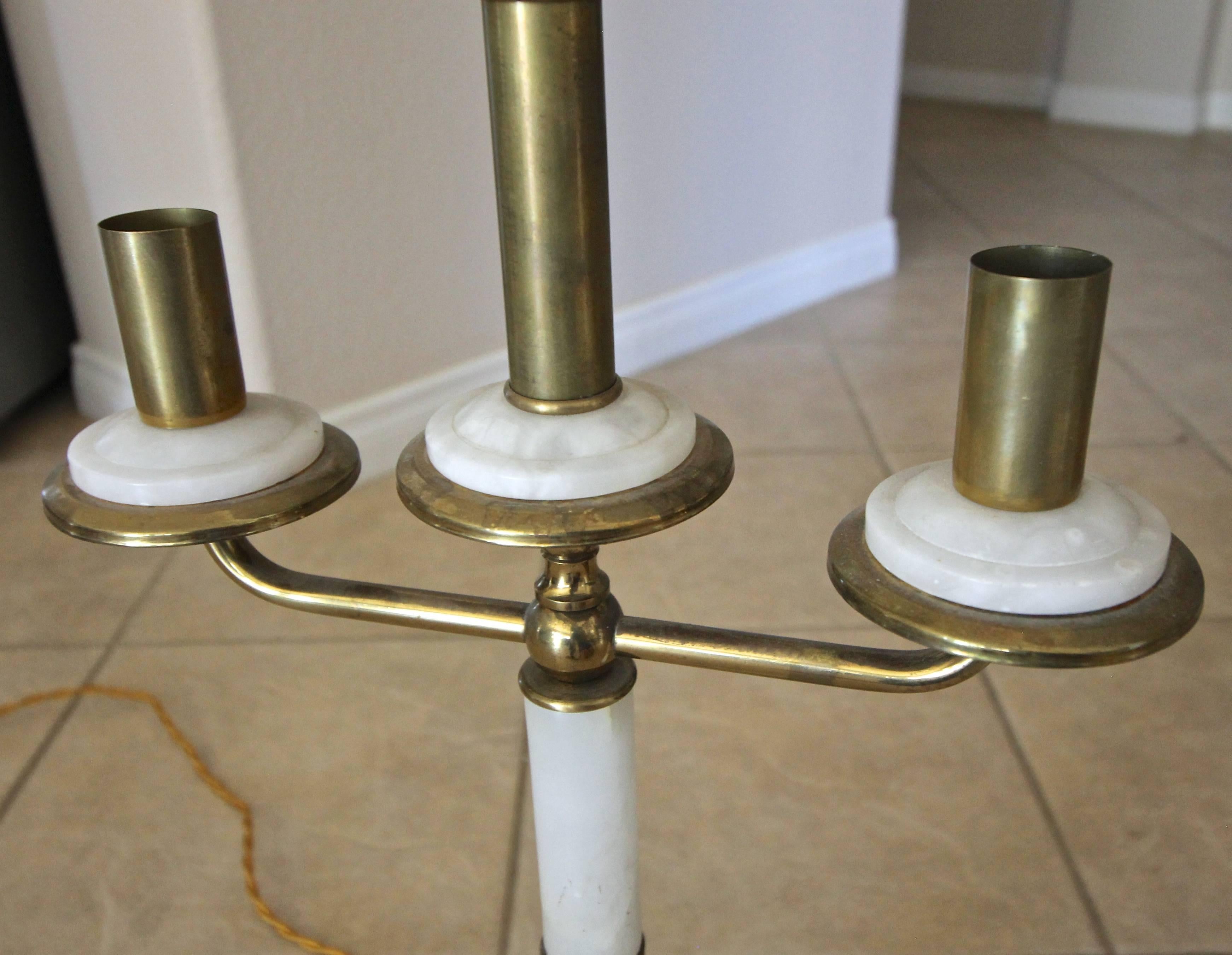Paire de lampes italiennes de style Gio Ponti en laiton et albâtre en vente 1
