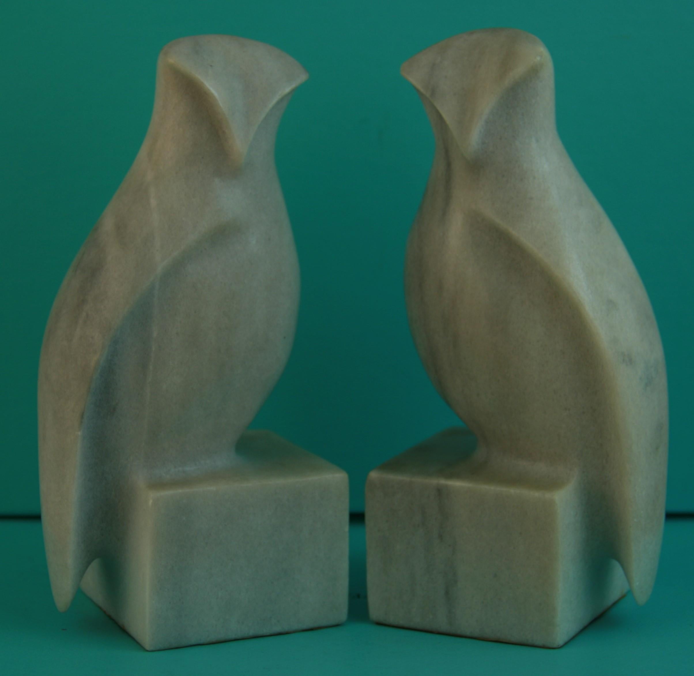 3-957 Pair hand carved Carrera marble matching pair owl bookends /sculptures.