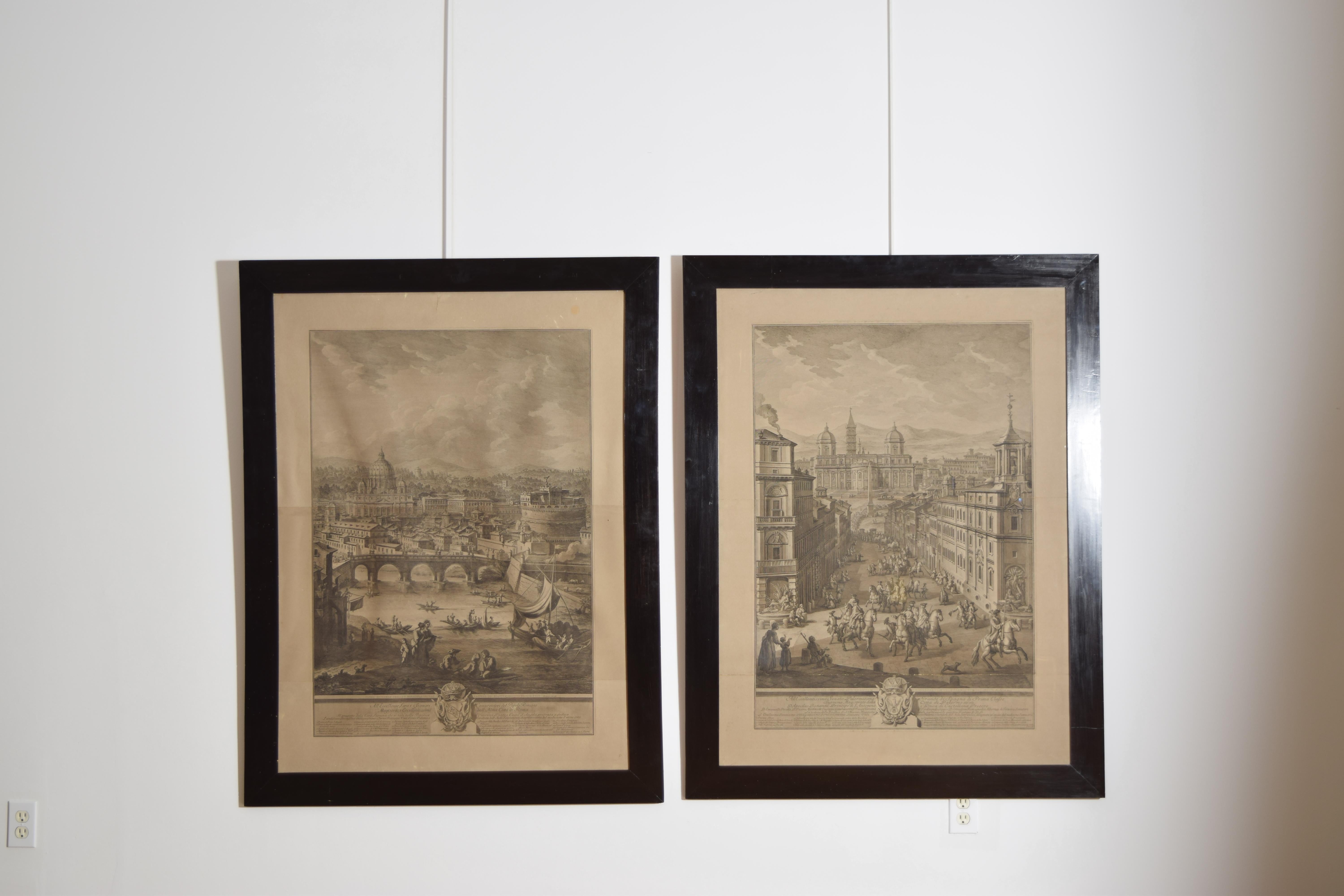 chaque grande gravure encadrée dans un cadre ébonisé d'époque, les scènes représentant des vues romaines avec architecture et personnages