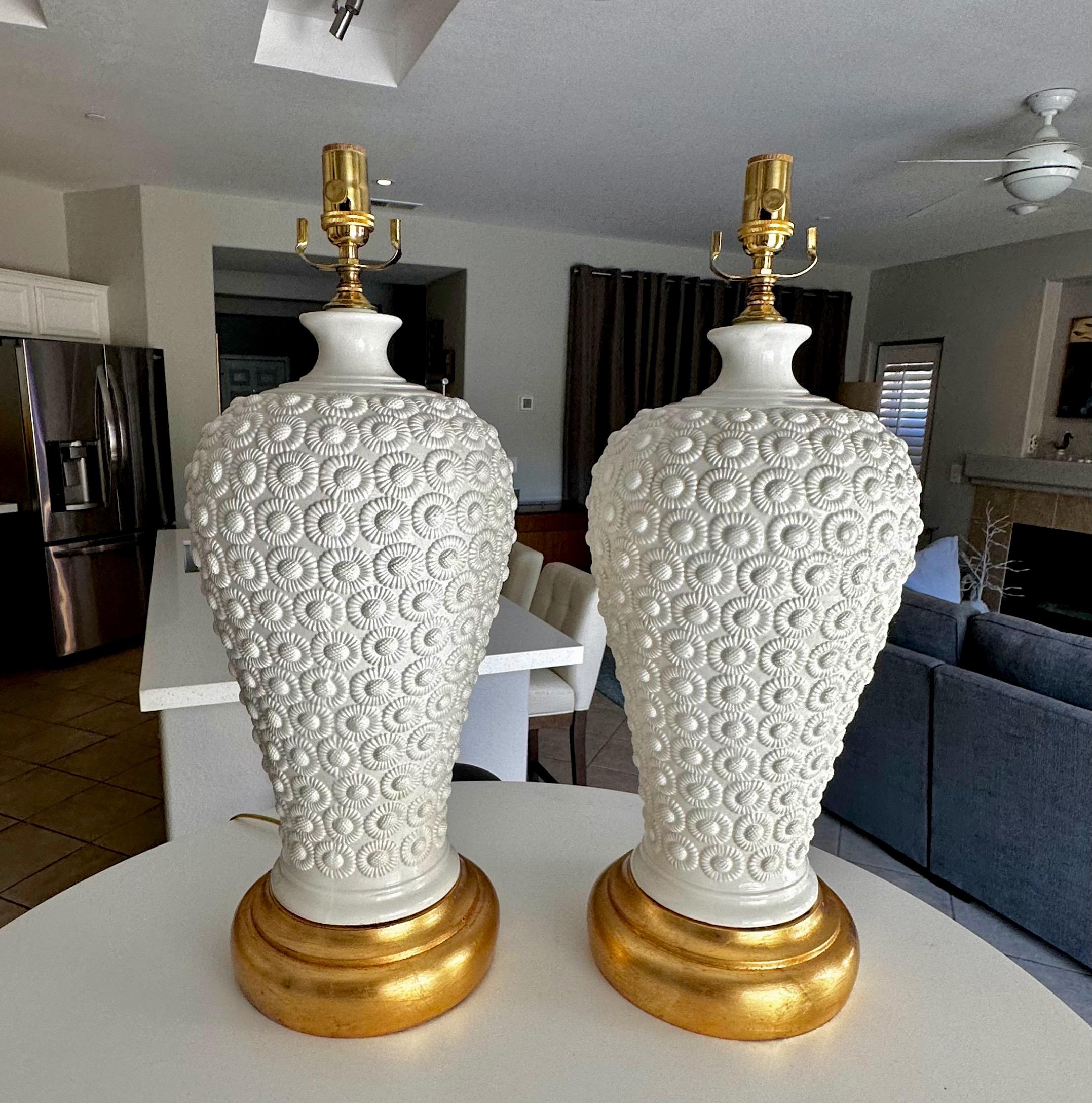 20th Century Pair Italian Large White Daisy Porcelain Table Lamps For Sale